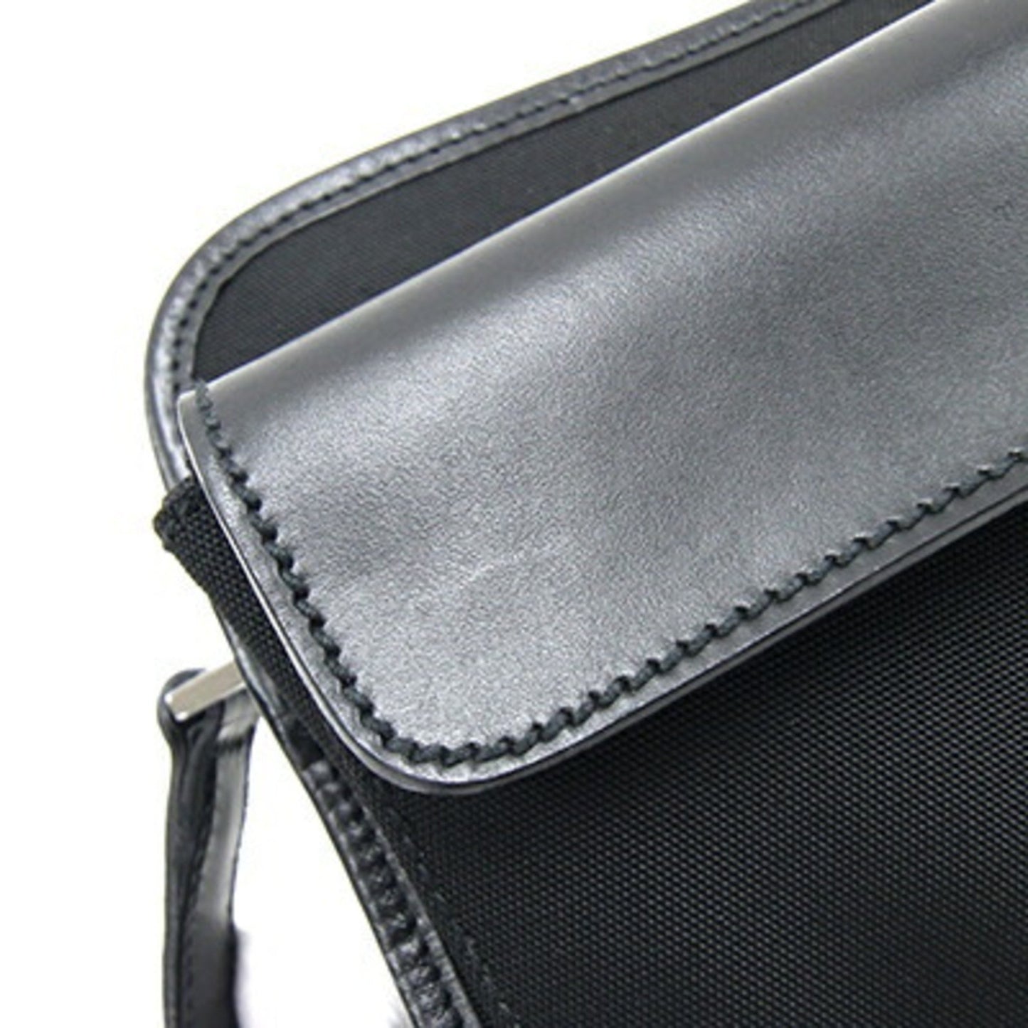Gucci Second Bag 108844 Black Nylon Canvas Leather Clutch