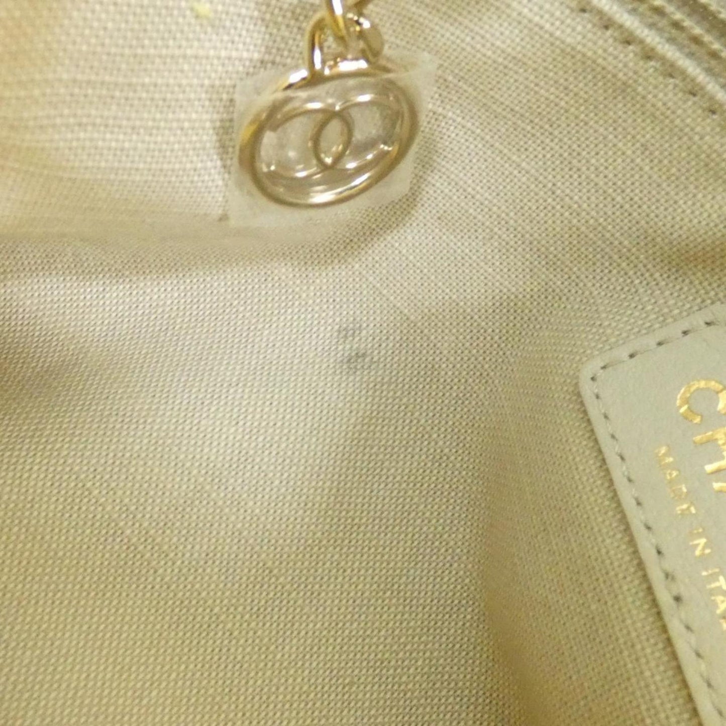 Chanel Deauville As3257 Handbag