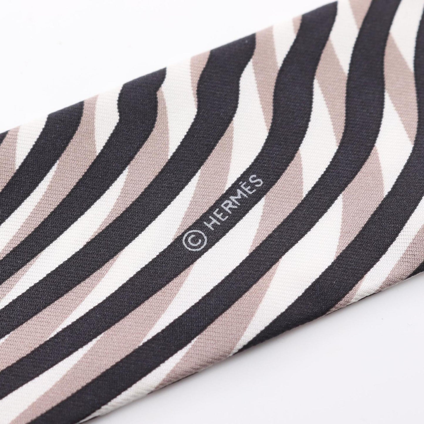 Hermes Twilly Onde De Chic Scarf Silk