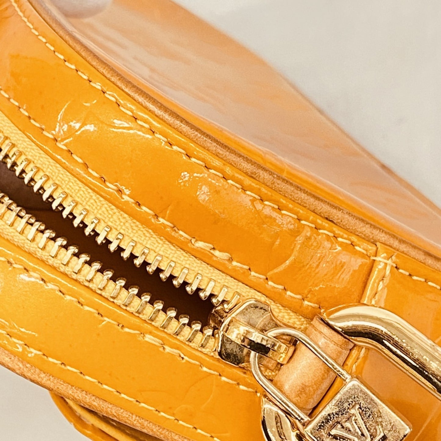 Louis Vuitton Vernis Christie Mm Shoulder Bag M91108 Jaune