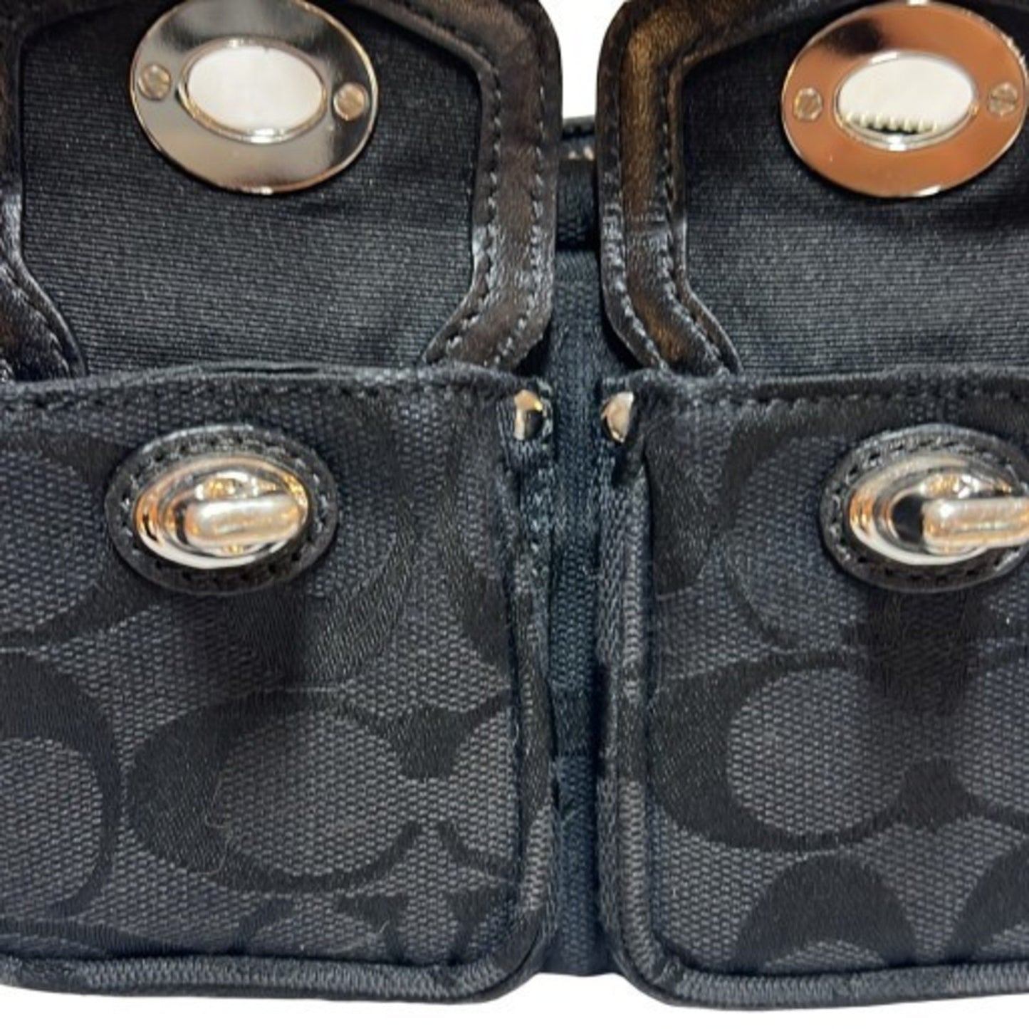 Coach Signature Multi-Pocket Handbag Shoulder Bag In Black (Mikunigaoka Store) Itgiotbfz7L4 Rm0189T