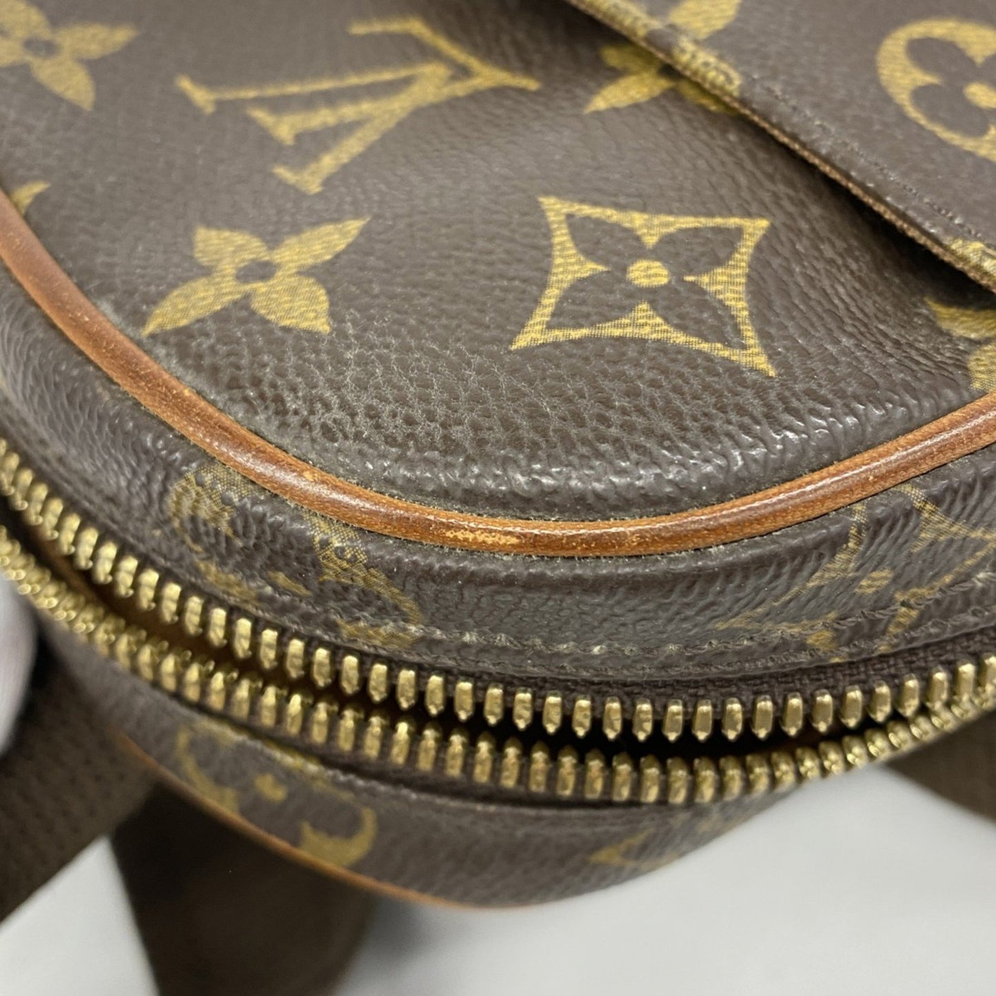 Louis Vuitton Monogram Pochette Ganjou Body Bag M51870 Brown