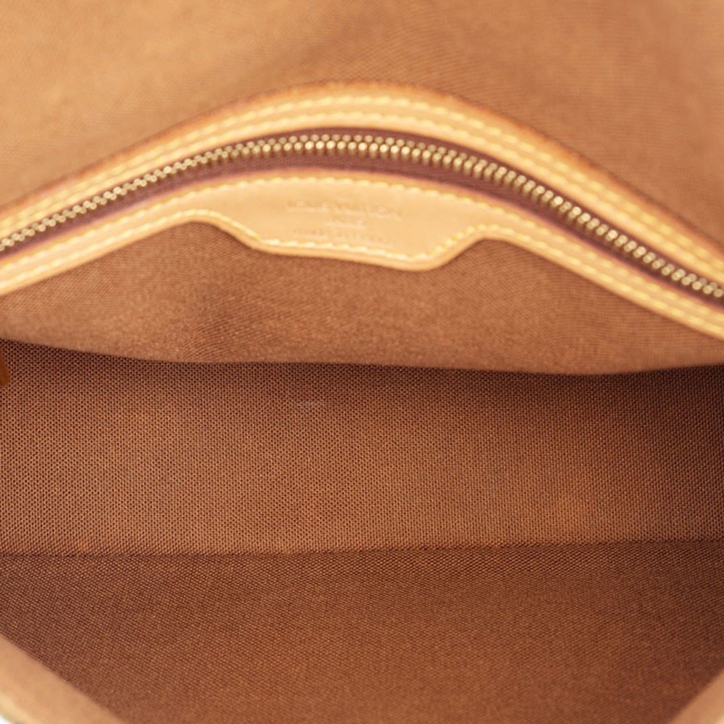 Louis Vuitton Looping Handbag Monogram M51147