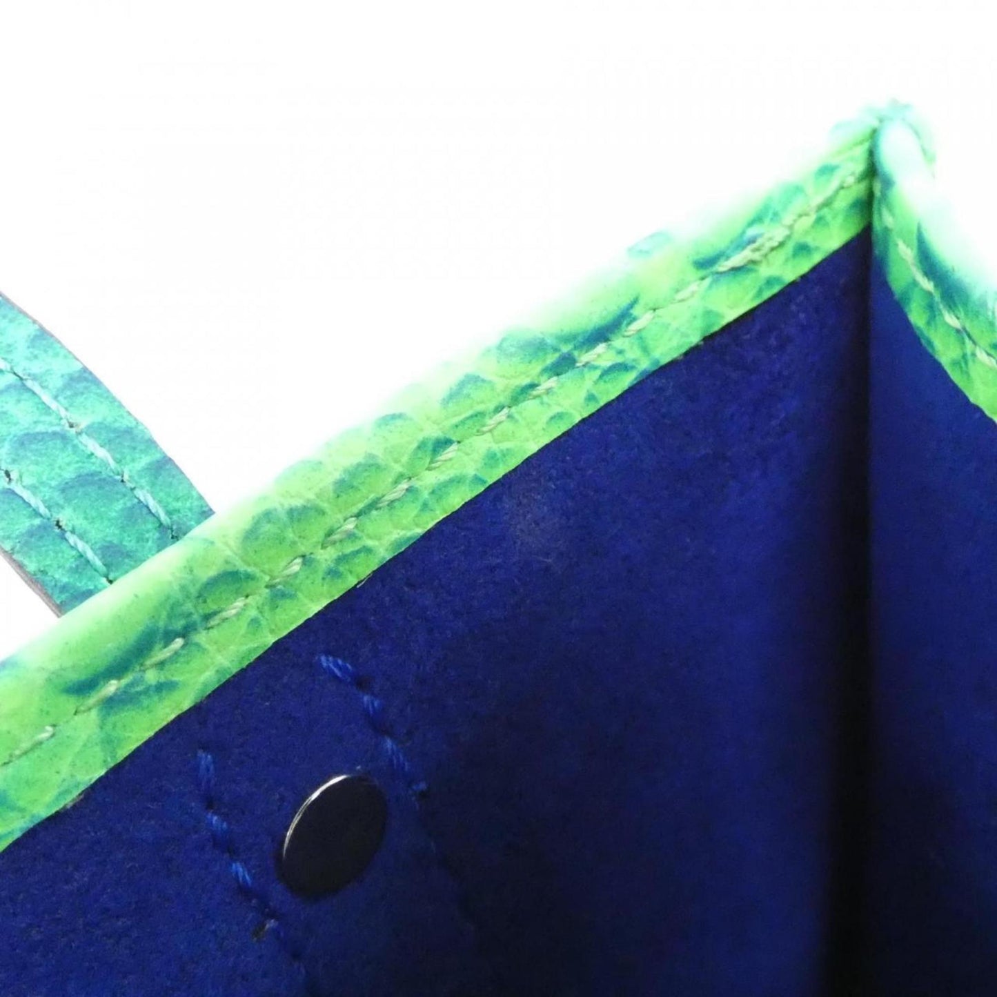 Louis Vuitton Taurillon Illusion Sac Plat Xs M81221 Shoulder Bag