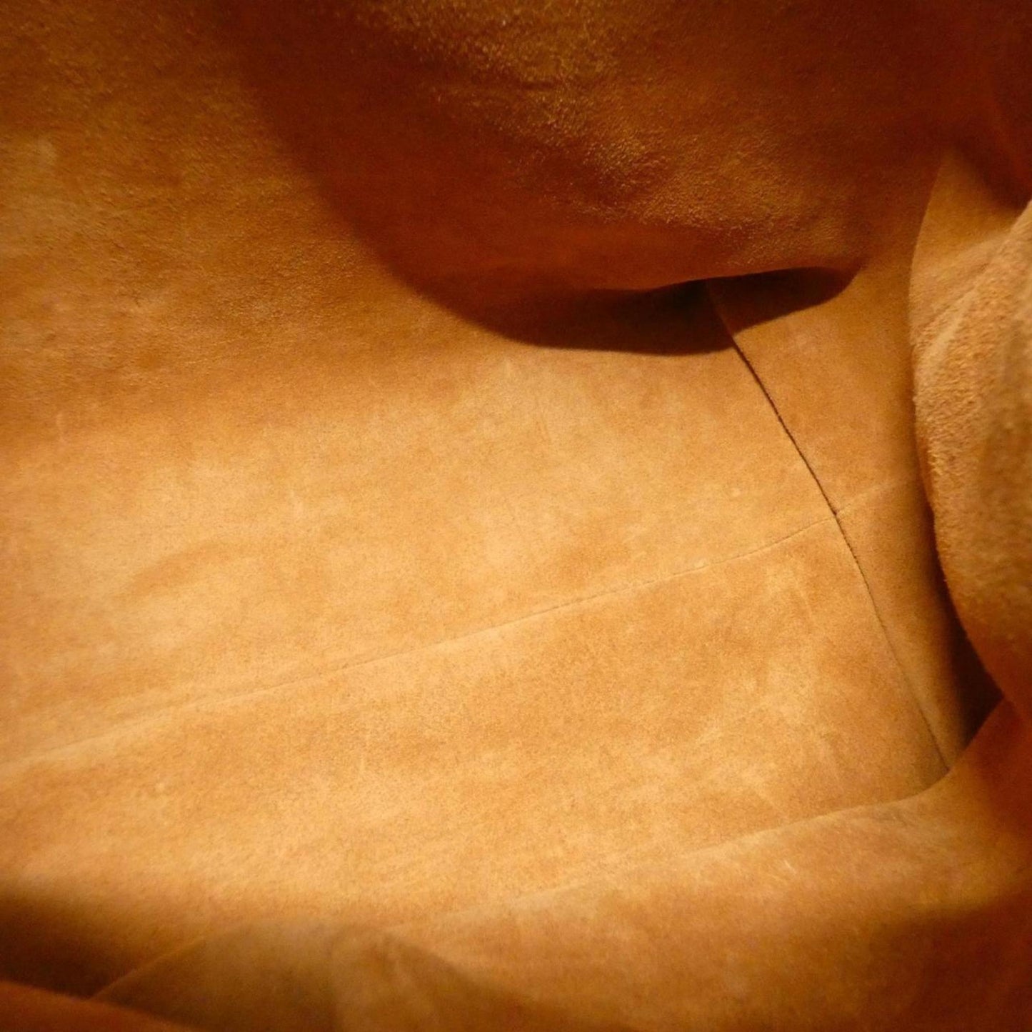 Louis Vuitton Lowkey Hobo Mm M24974 Shoulder Bag