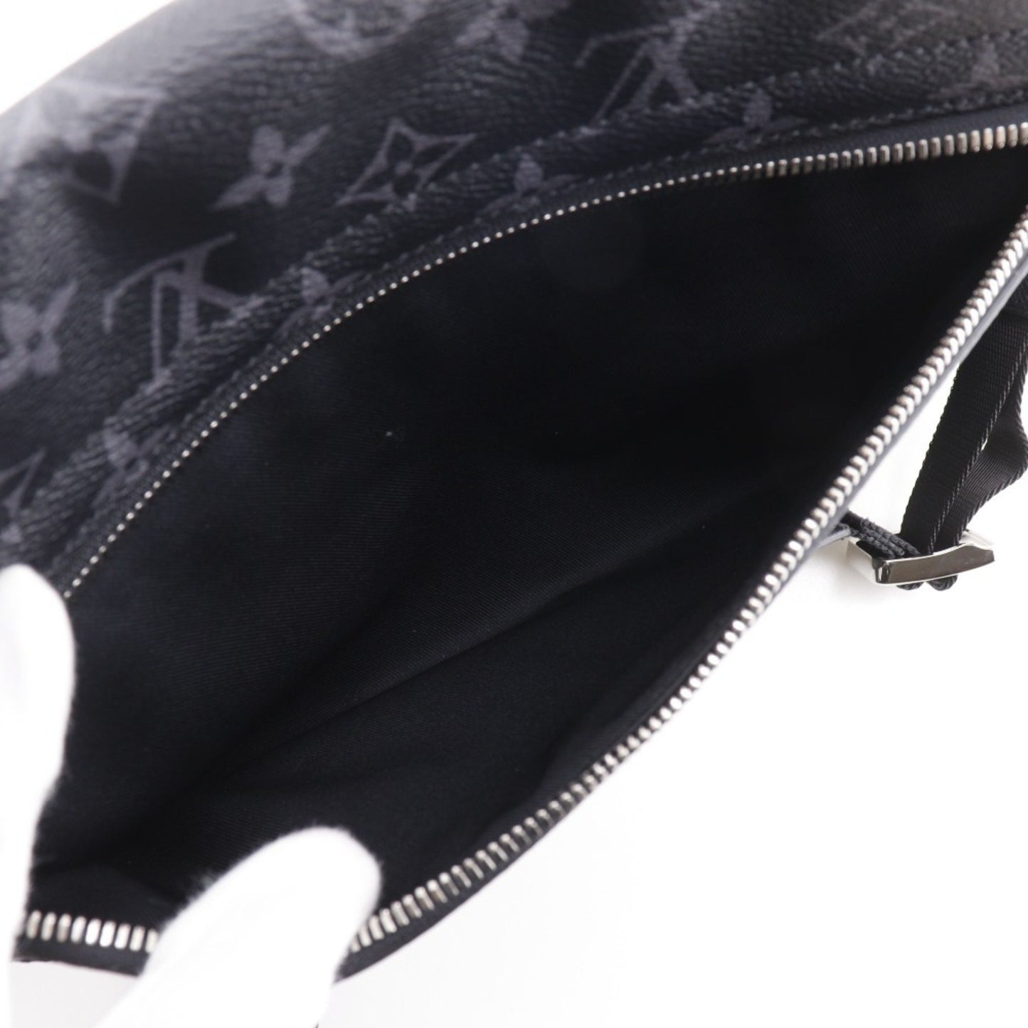 Louis Vuitton Taigalama Shoulder Bag M30746