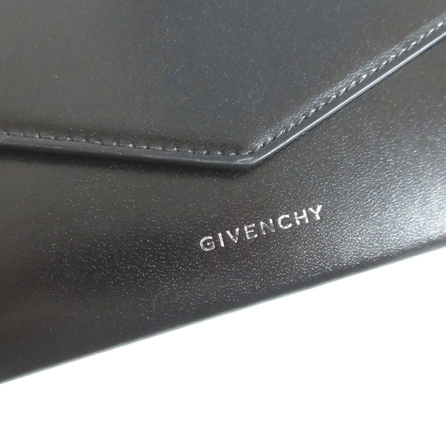 Givenchy Calf Leather 4G Logo Flap Flat Pouch Small Item Clutch Bag Ss23 Wrtw Black