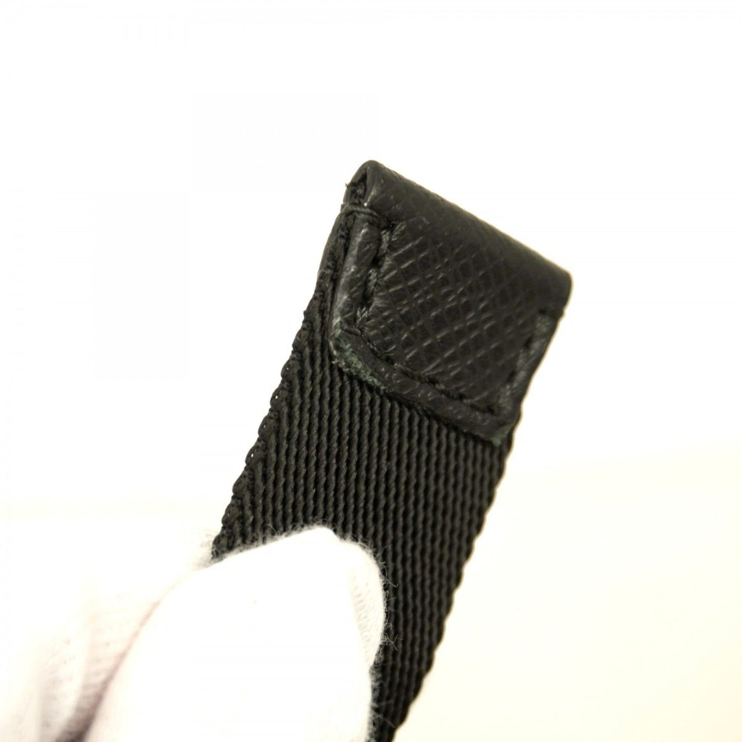 Louis Vuitton Monogram Eclipse Taiga Bumbag Outdoor Body Bag M30245 Noir