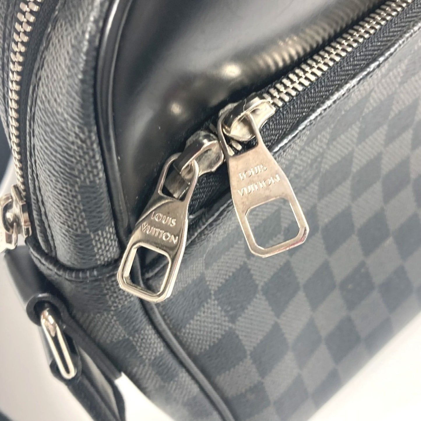 Louis Vuitton N41408 Damier Graphite Dayton Pm Crossbody Messenger Bag/Shoulder Bag In Canvas