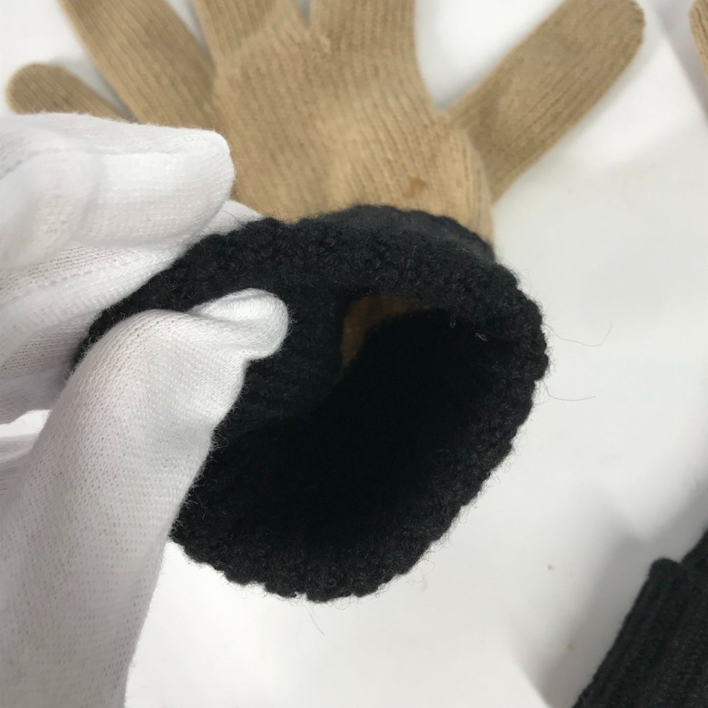 Burberry Bicolor Glove Gloves Beige Black