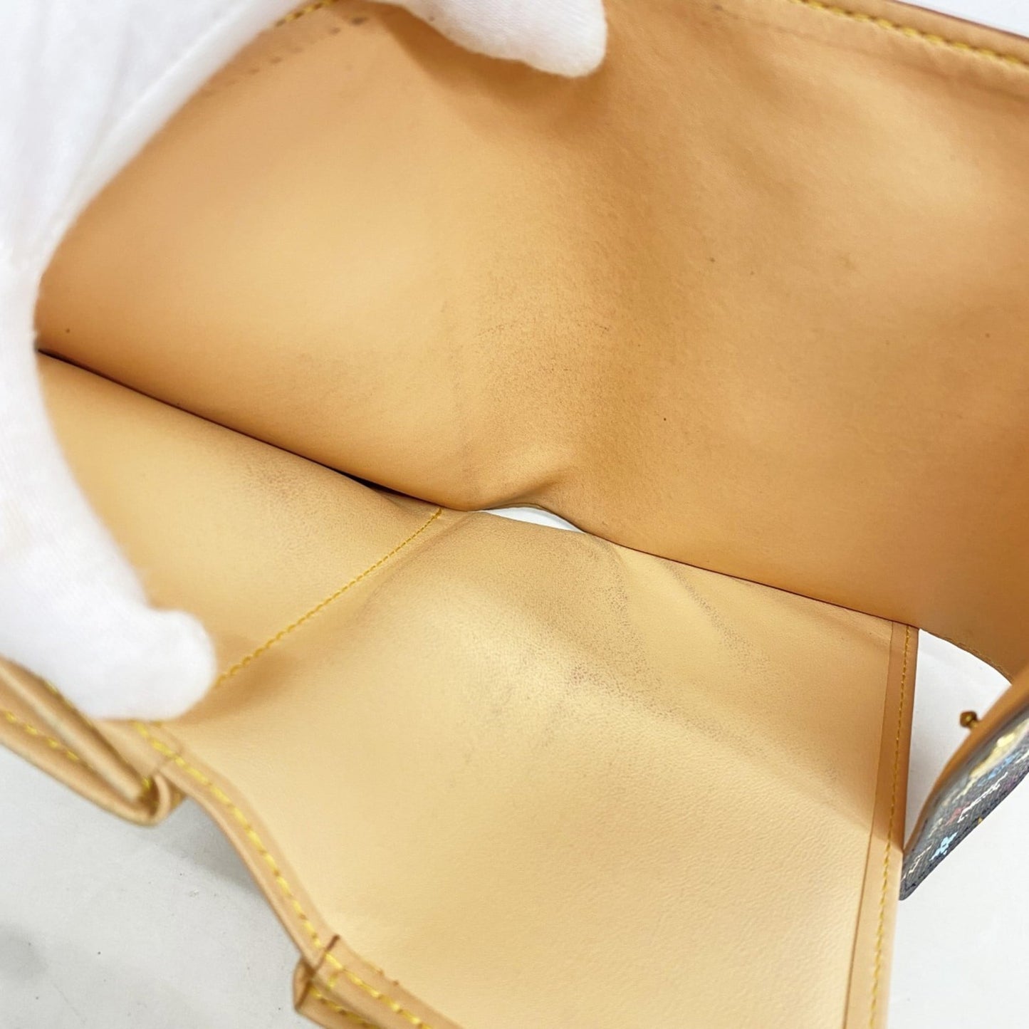 (Tri-Fold) Louis Vuitton Wallet