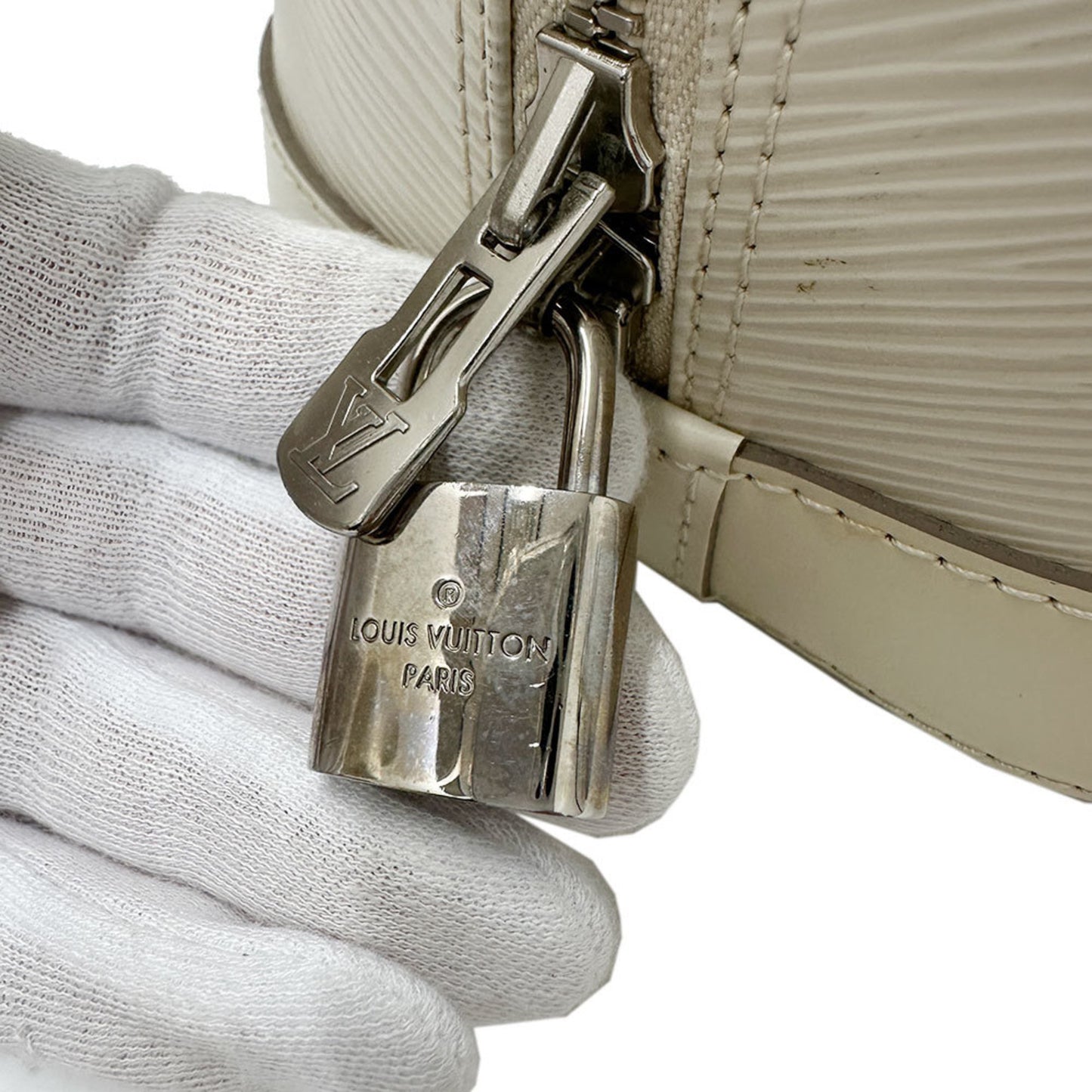 Louis Vuitton Epi Leather Alma Ivoire Handbag M4030J White