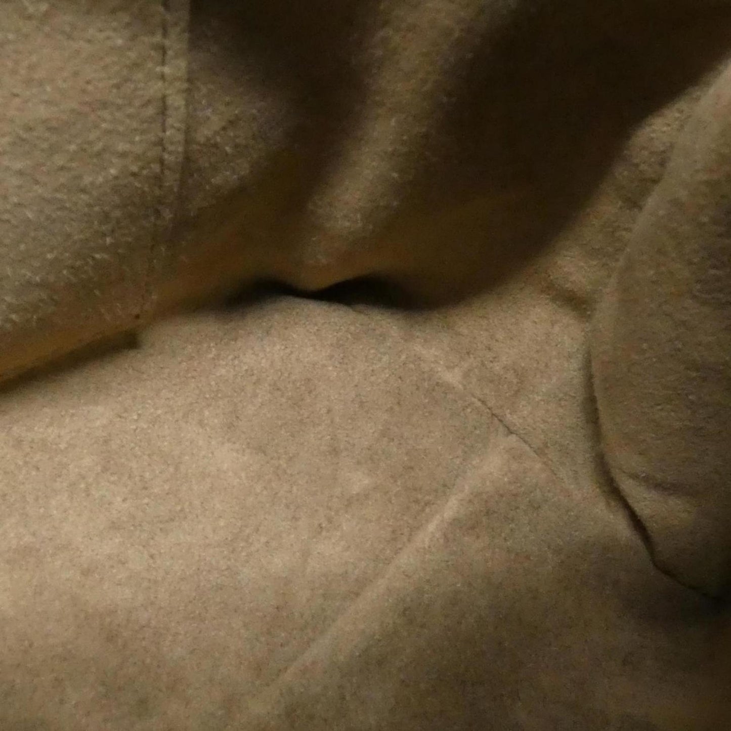 Louis Vuitton Mahina Hand It All Pm M24255 Shoulder Bag