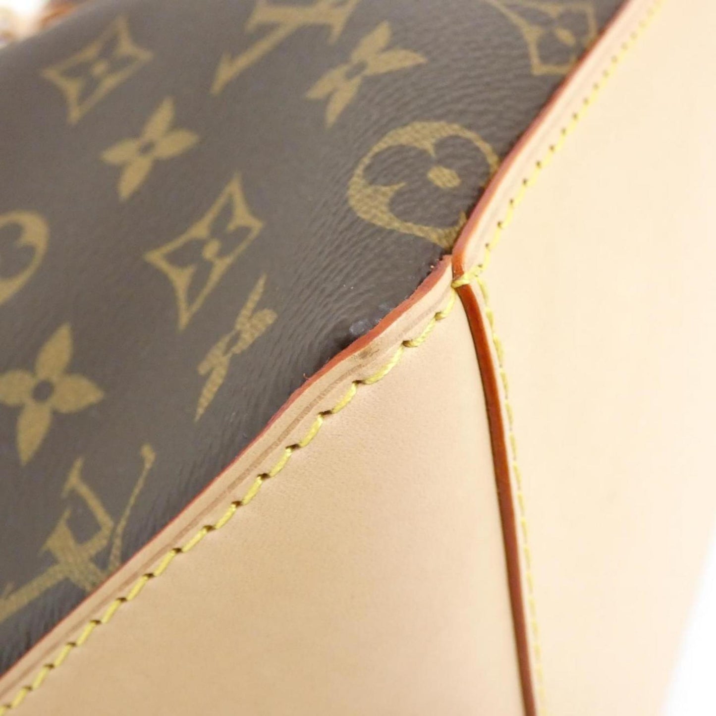 Louis Vuitton Monogram Mezzo M47134 Shoulder Bag