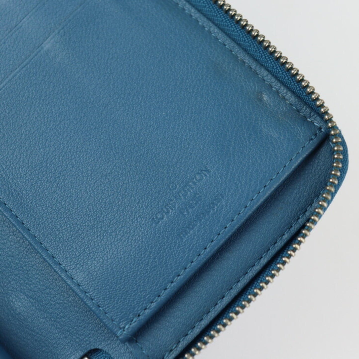 Louis Vuitton Louis Vuitton Zippy Wallet Vertical Long M58411 Taurillon Leather Blue Silver