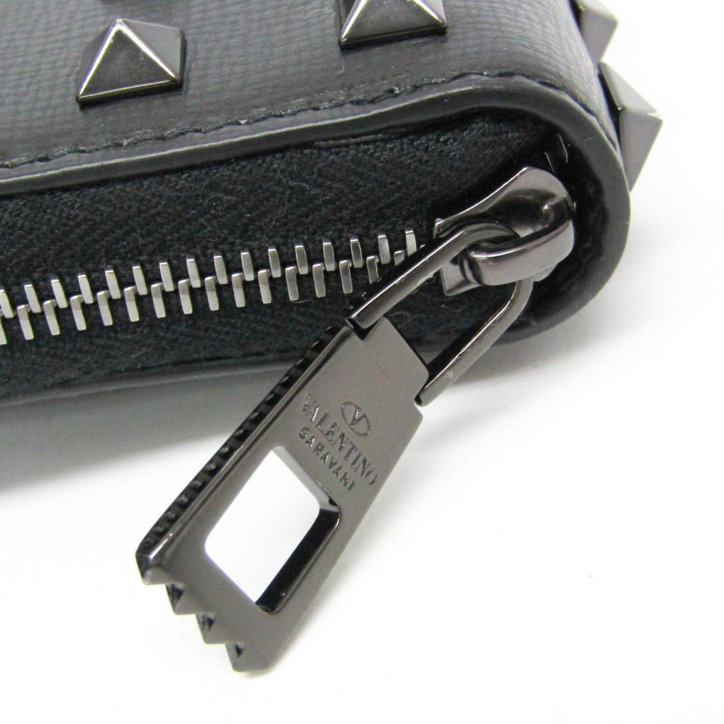 Valentino Garavani Lockstuds Women