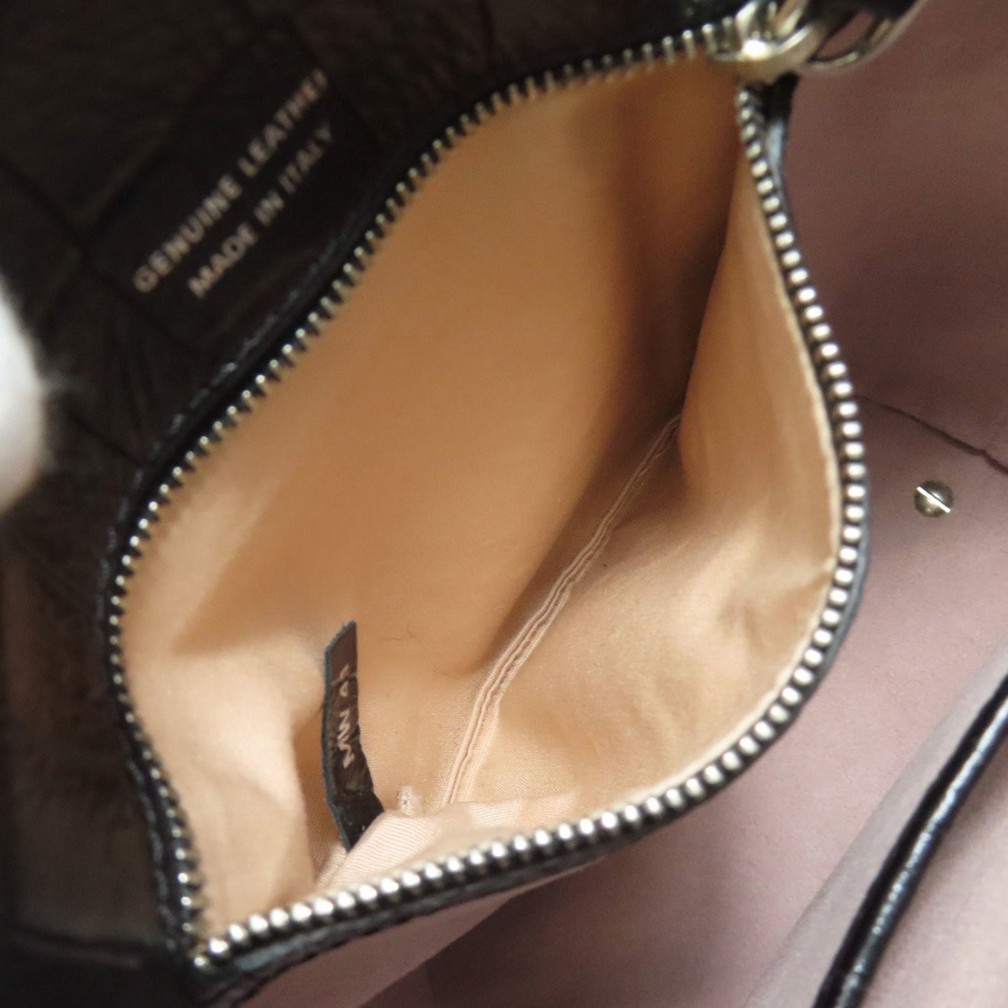 Tod'S Embossed Double T 2-Way Leather Handbag