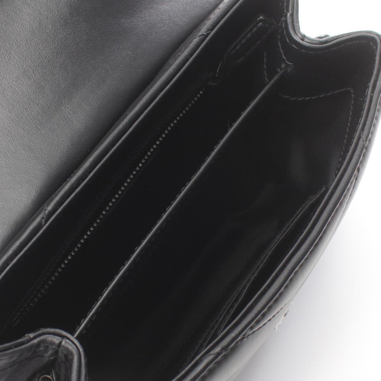 Yves Saint Laurent Saint Laurent Paris Loulou Toy Leather Shoulder Bag
