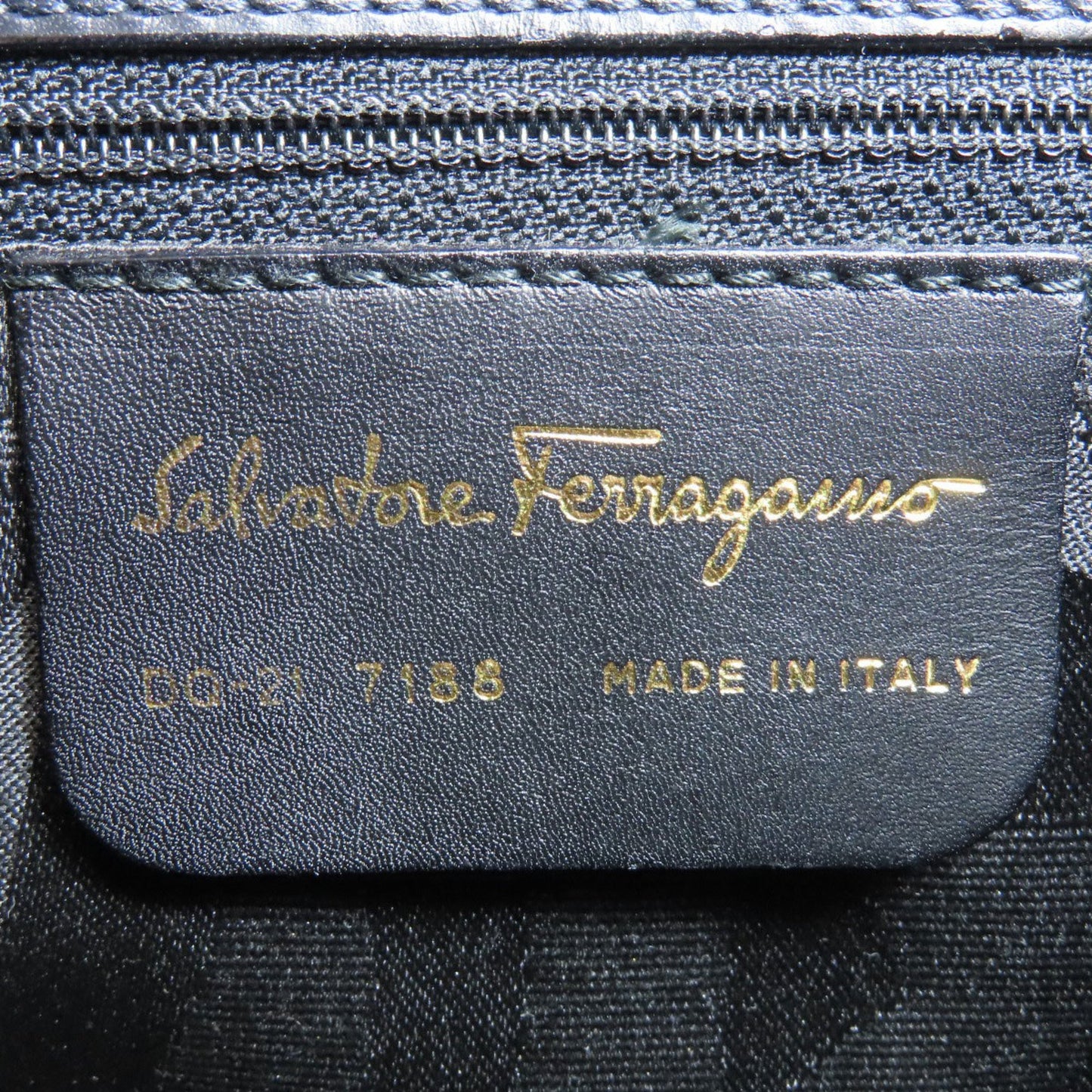 Salvatore Ferragamo Handbag Leather