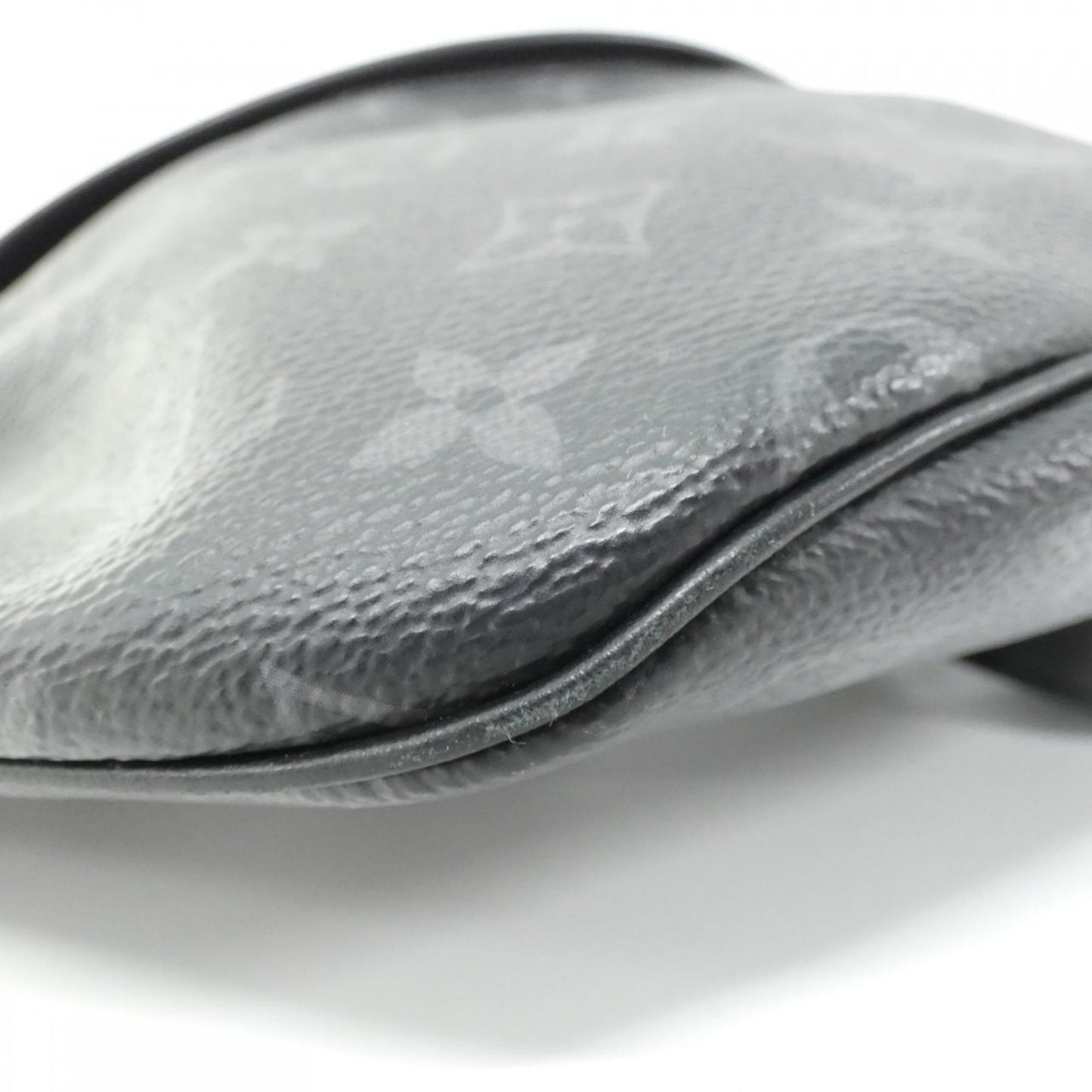 Louis Vuitton Monogram Eclipse Discovery Bumbag M44336 Shoulder Bag