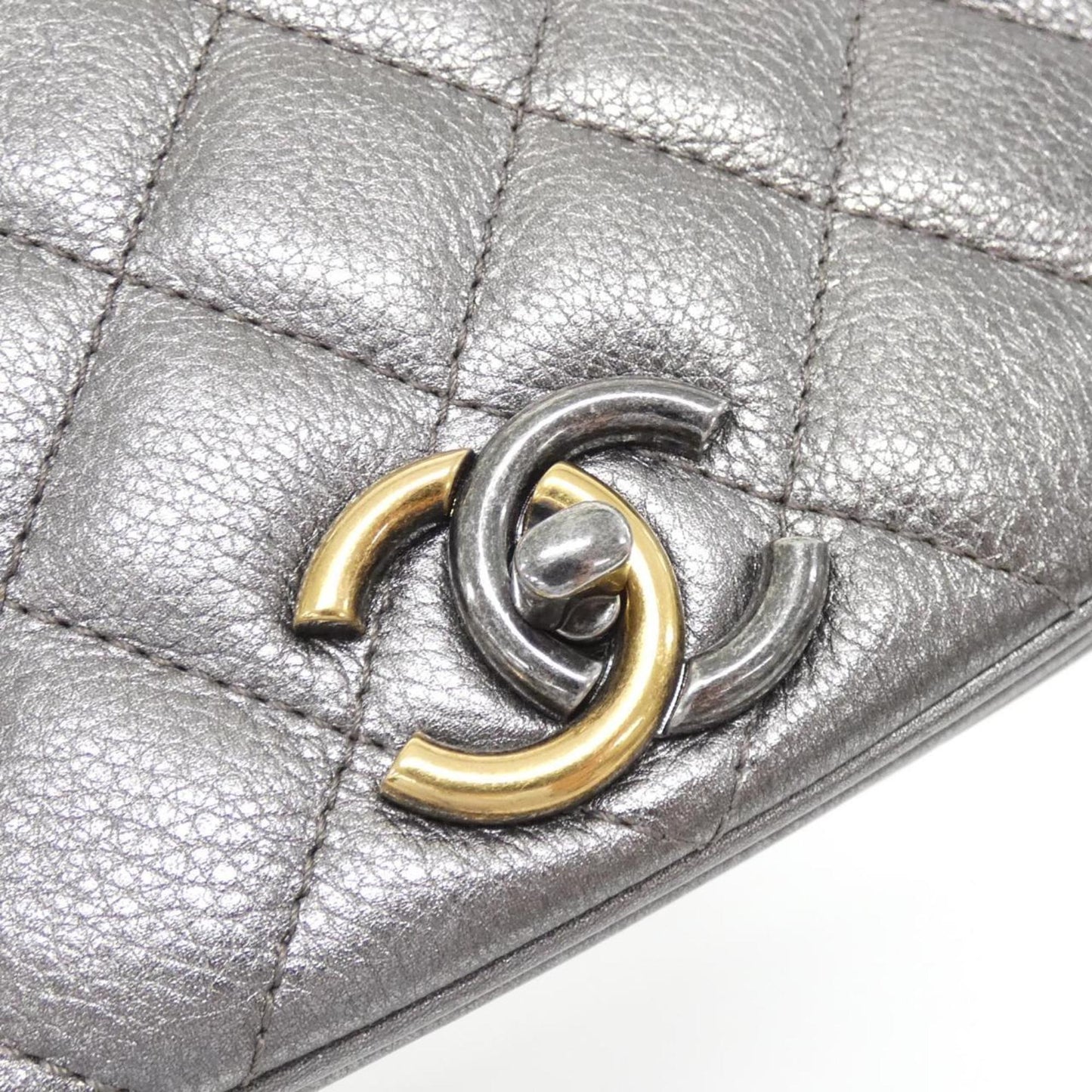 Chanel 98553 Shoulder Bag