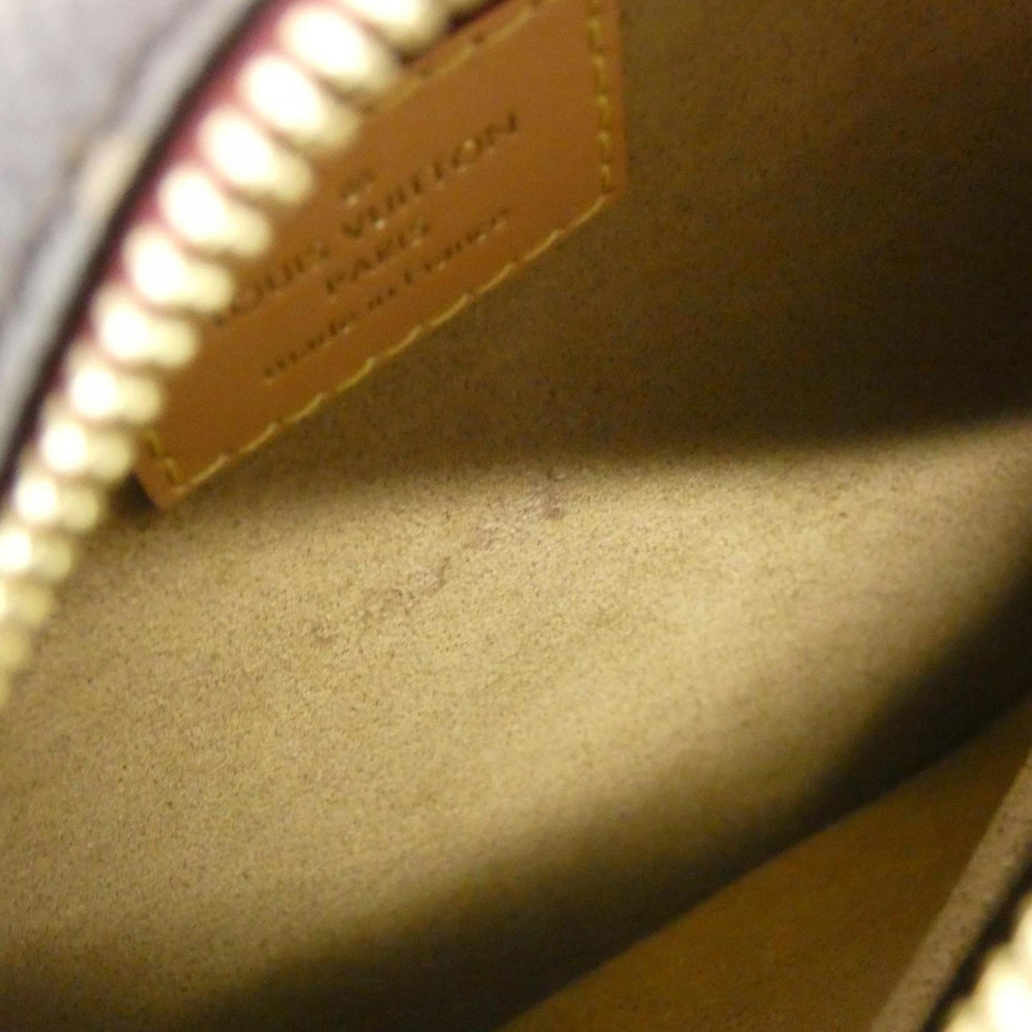 Louis Vuitton Monogram Boite Chapeau Souple M45578 Shoulder Bag