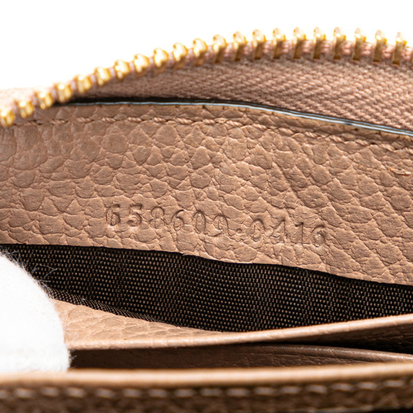 Gucci Gg Marmont L-Shaped Bi-Fold Wallet 658609 Beige Pvc Leather
