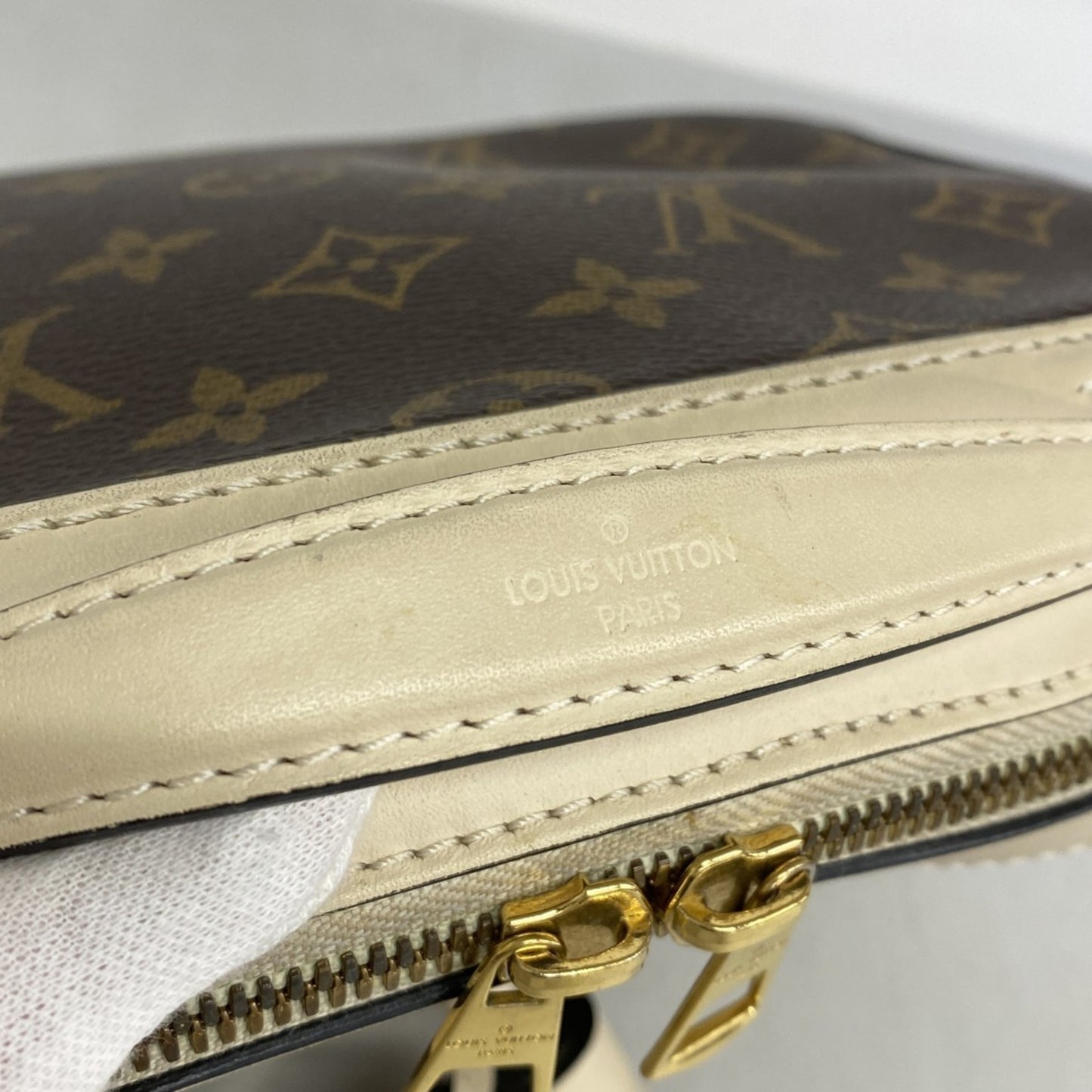 Handbag Louis Vuitton