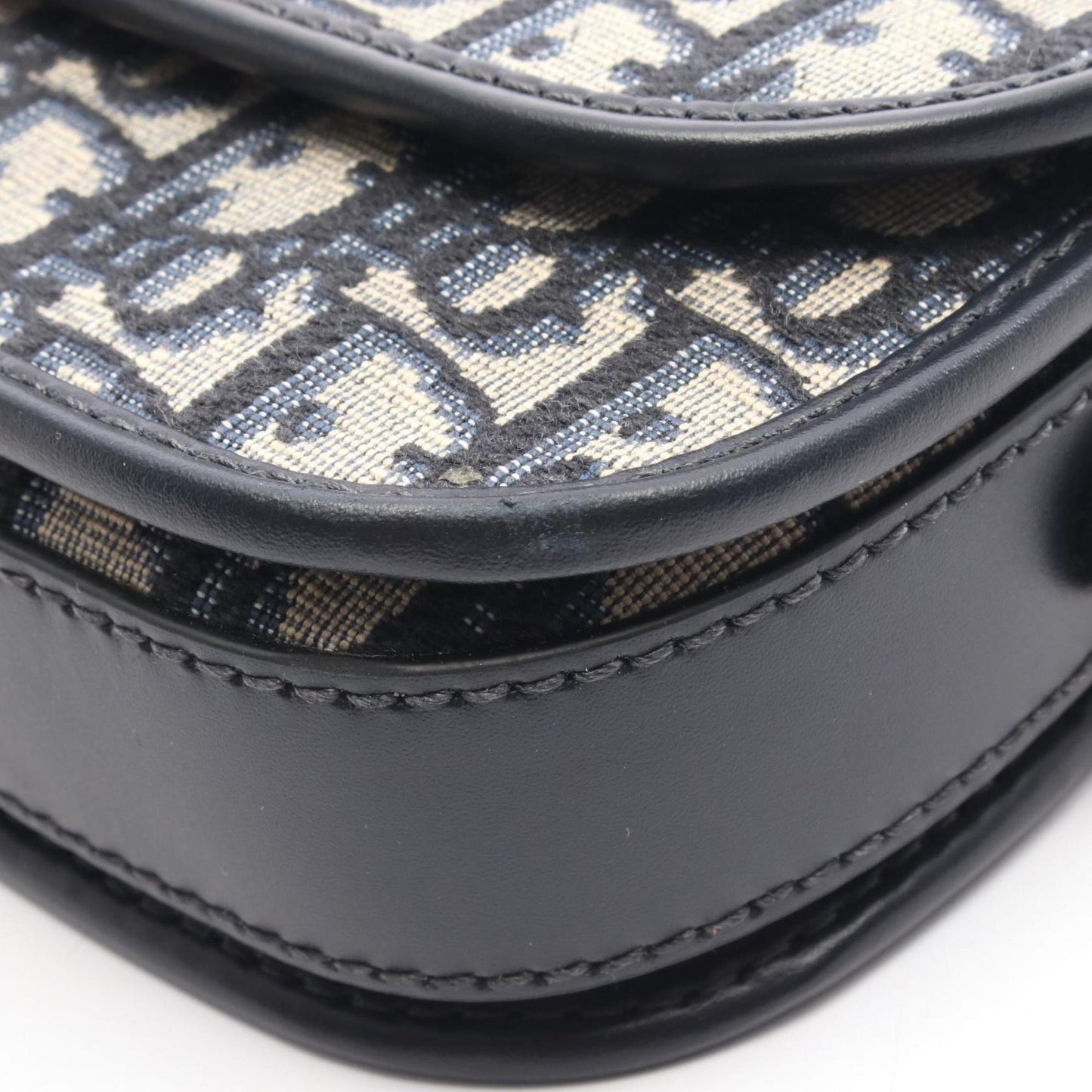 Christian Dior Dior 30 Montaigne Avenue Small Oblique Shoulder Bag