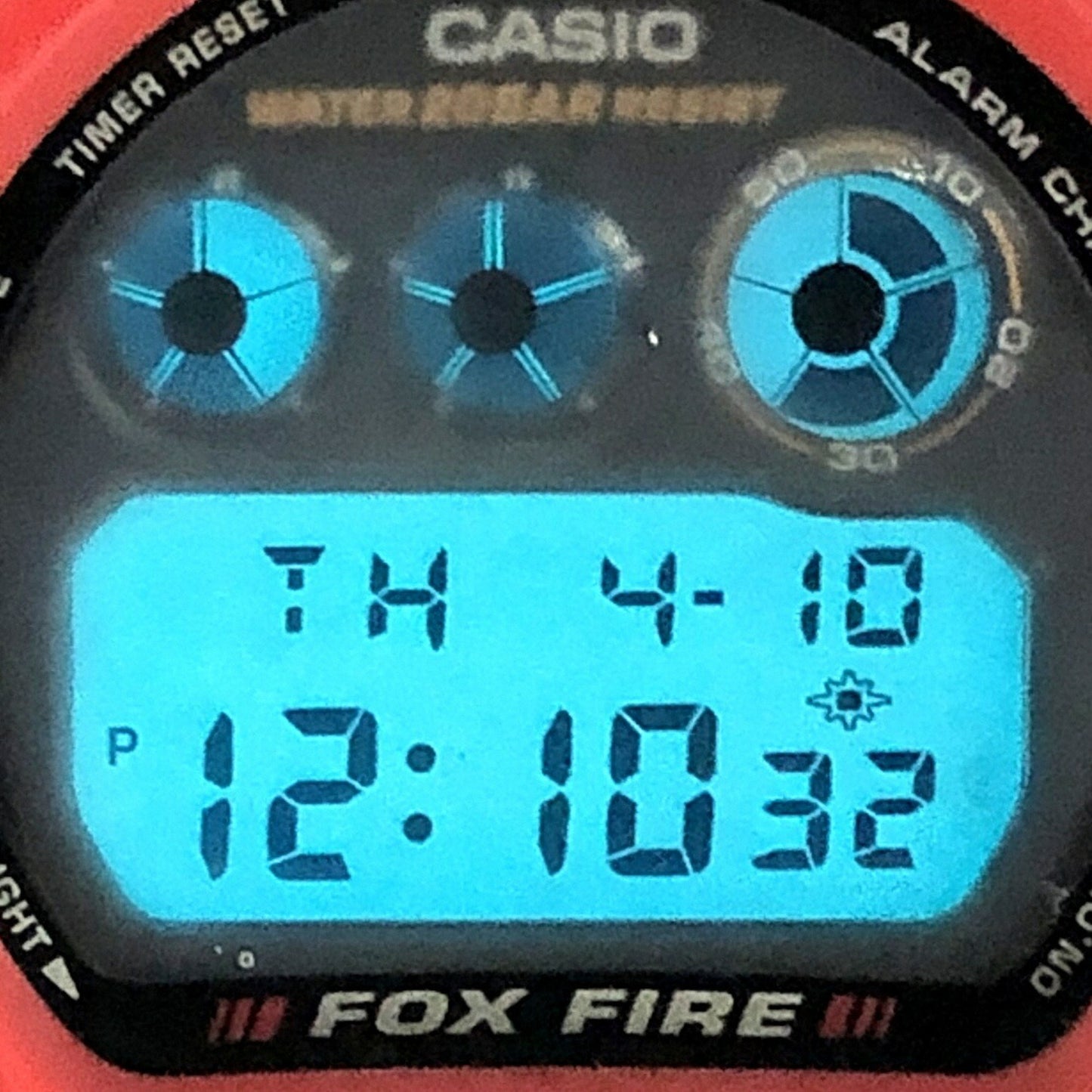 G-Shock Casio Watch Dw-6900H-4 Foxfire Thrasher Model Red Released March 1995 Mikunigaoka Store