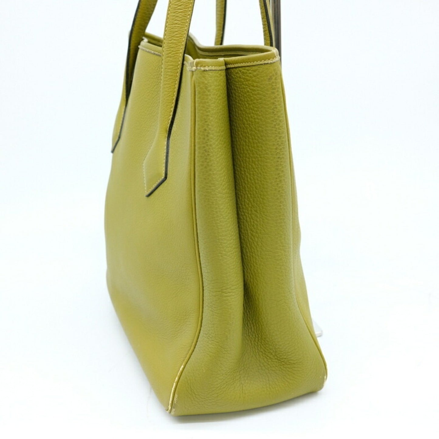 Hermes Victoria Cabas 32 Tote Bag In Taurillon Clemence Anise Green