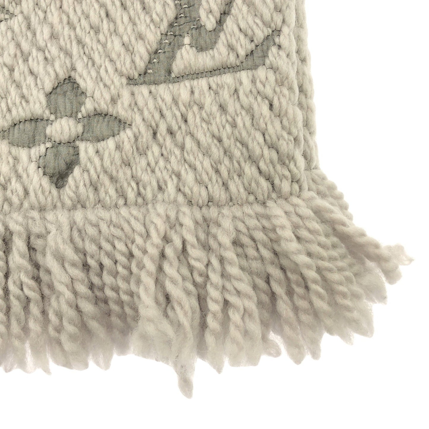 Louis Vuitton Echarpe Logomania Scarf