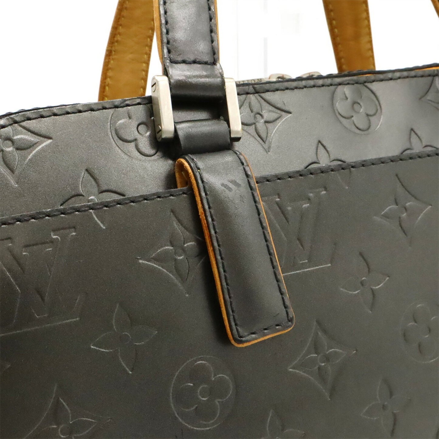 Louis Vuitton Monogram Matte Shelton Handbag In Noir Black
