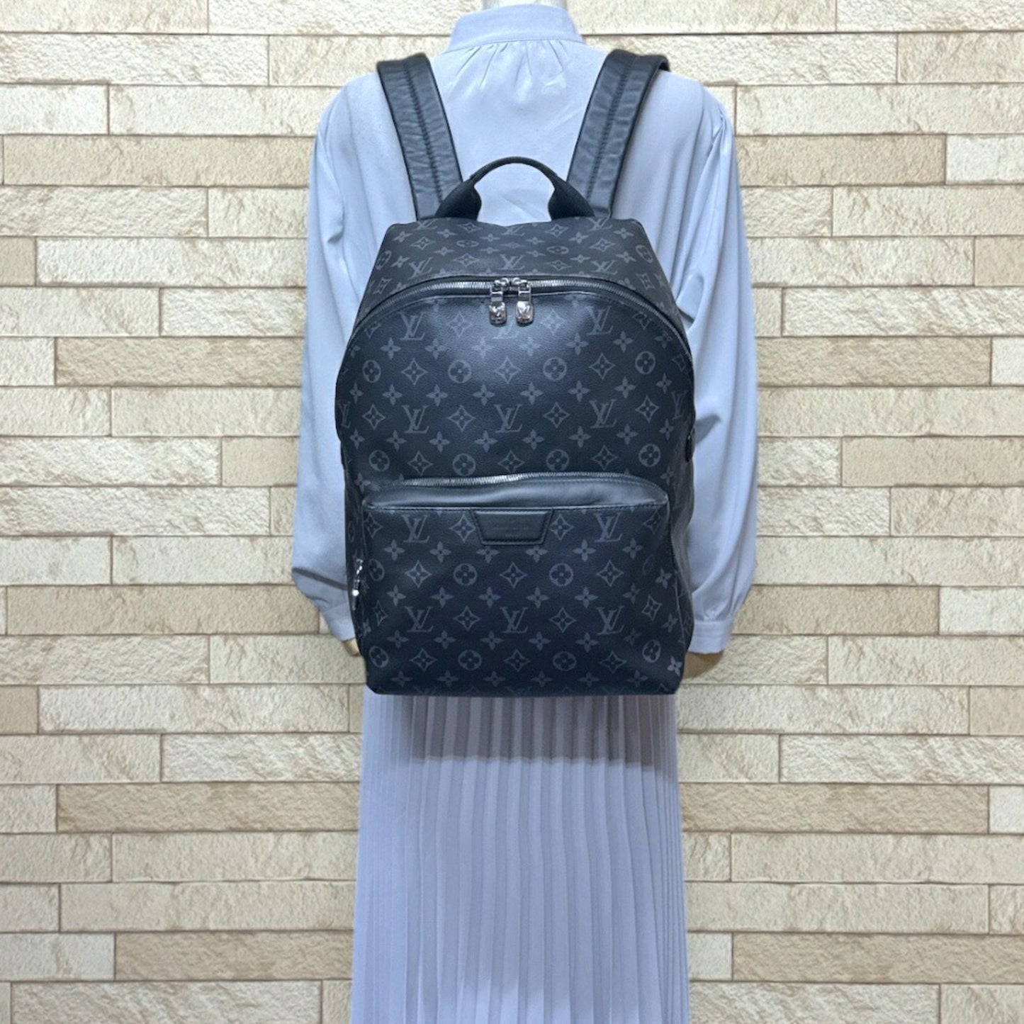 Louis Vuitton Apollo Monogram Eclipse Backpack/Daypack