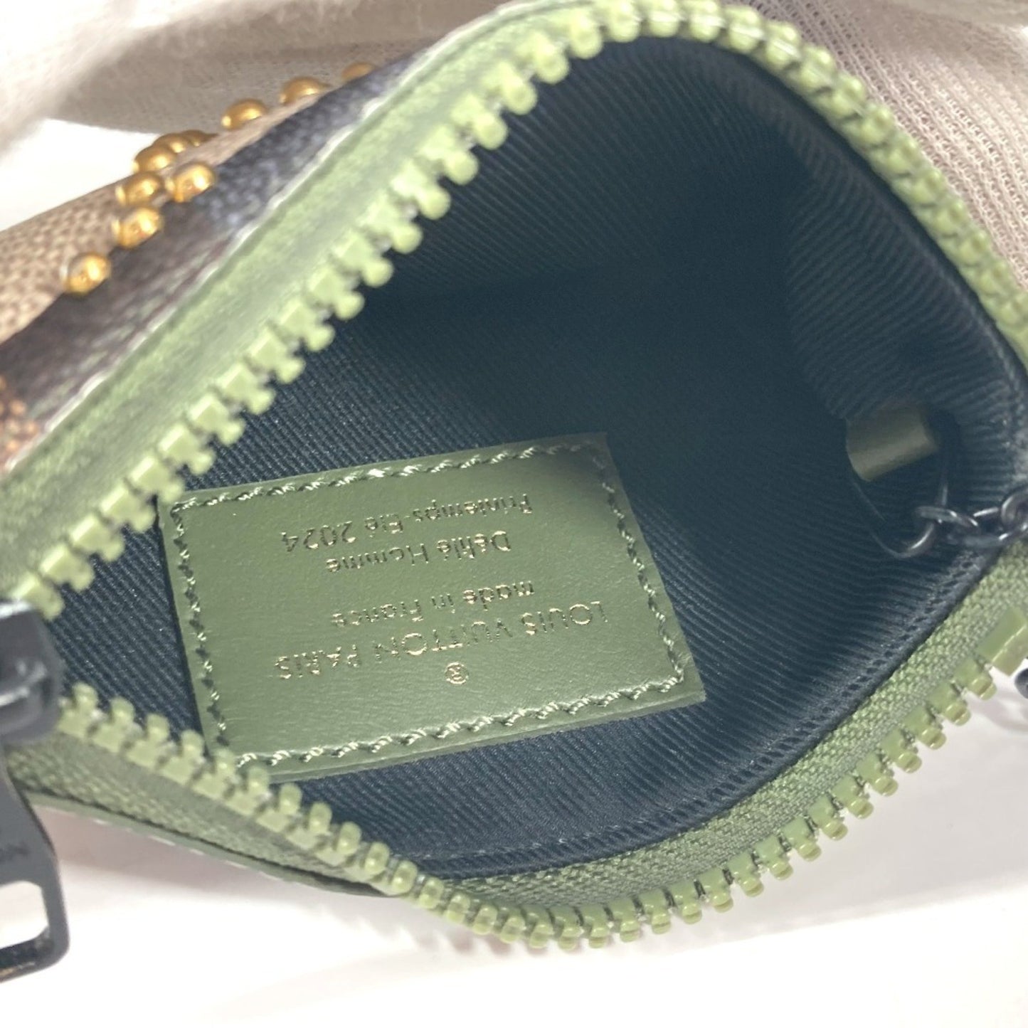 Louis Vuitton M83175 Damier Pop Pochette Cle Wallet Coin Purse Keychain Bag Charm Studs Wallet/Coin