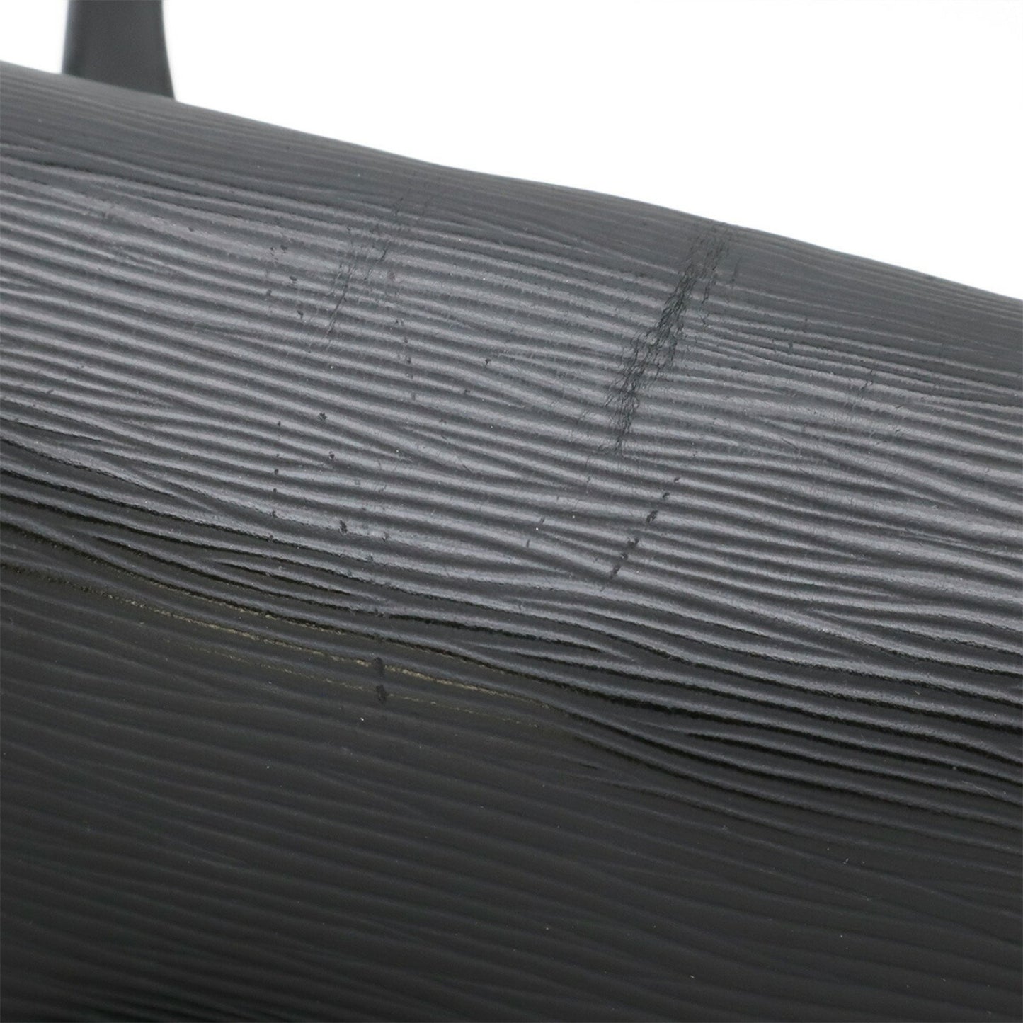 Louis Vuitton Epi Segur Mm Shoulder Bag In Black Leather (Noir) M58862