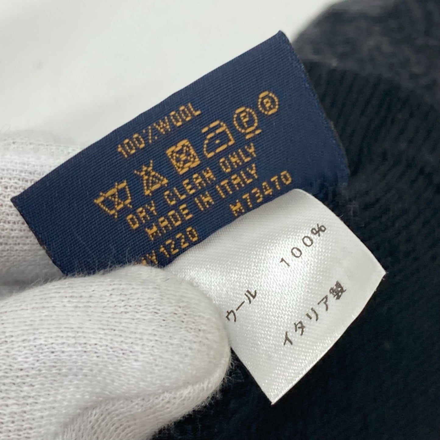 Louis Vuitton M73470 Gong Mai Monogram Eclipse Wool Gloves