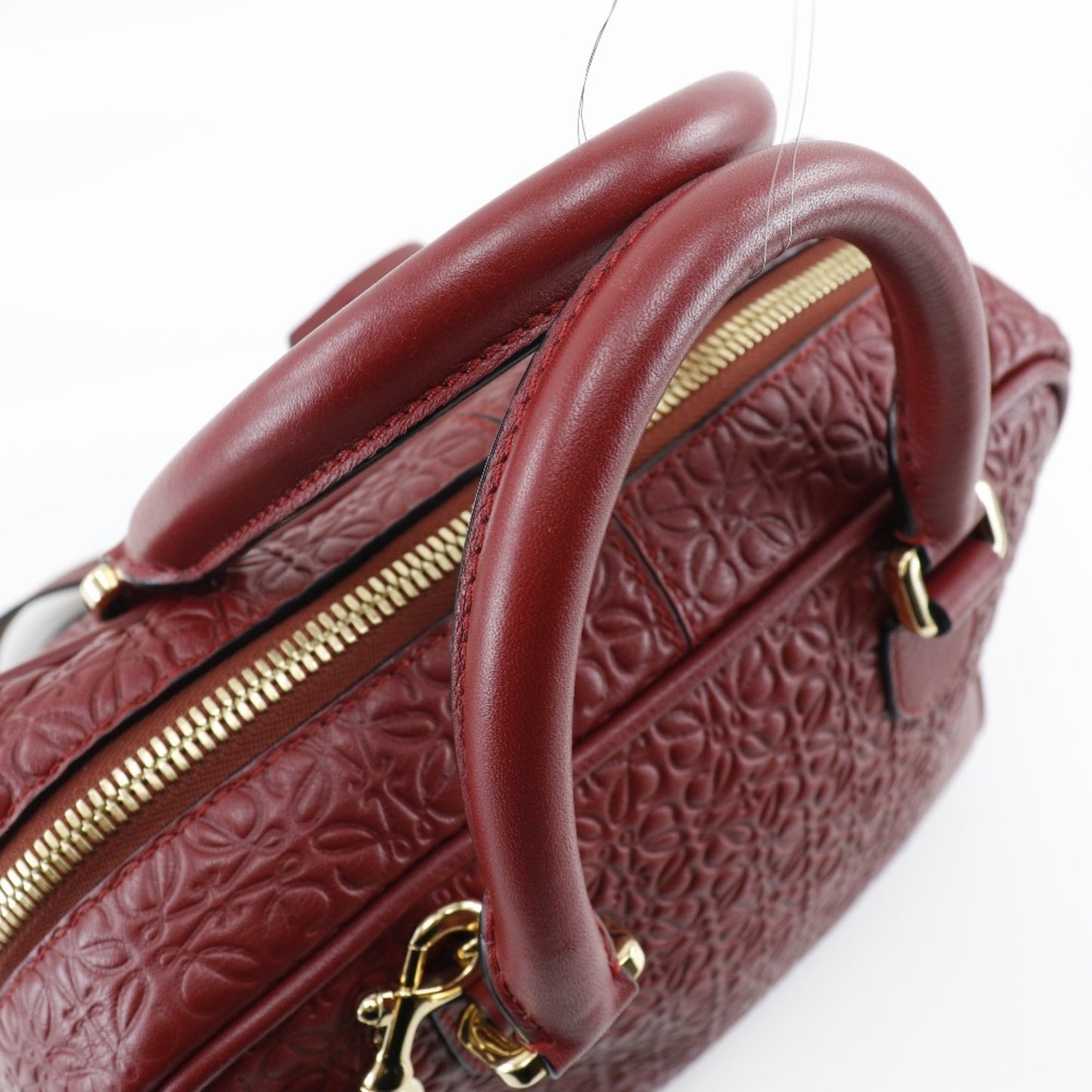 Loewe Amazona 75 Repeat Anagram 2Way Shoulder Calf Red
