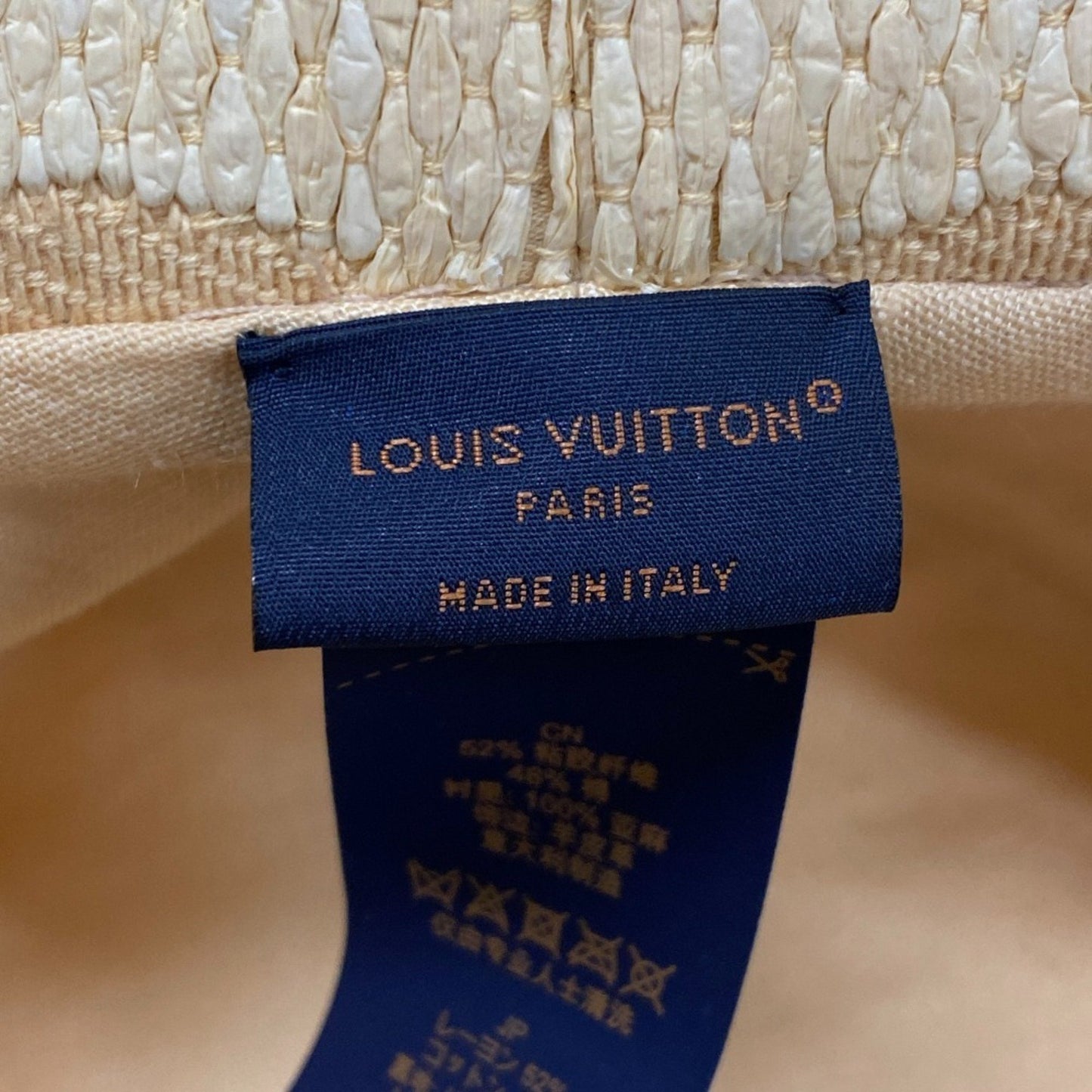 Louis Vuitton Louis Vuitton Mv0273 Bucket Hat Beige