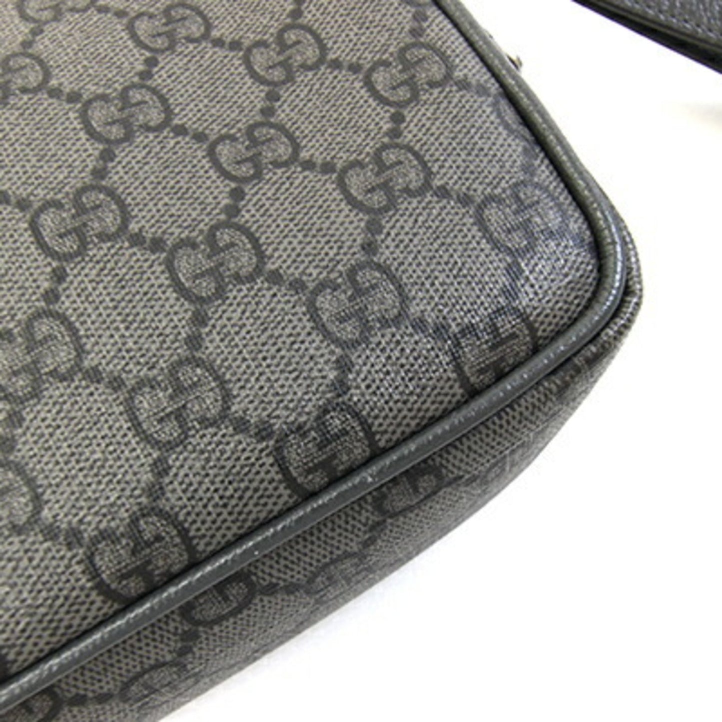Gucci Clutch Bag Offdia Gg Pouch 760245 Gray Pvc Leather Second Supreme