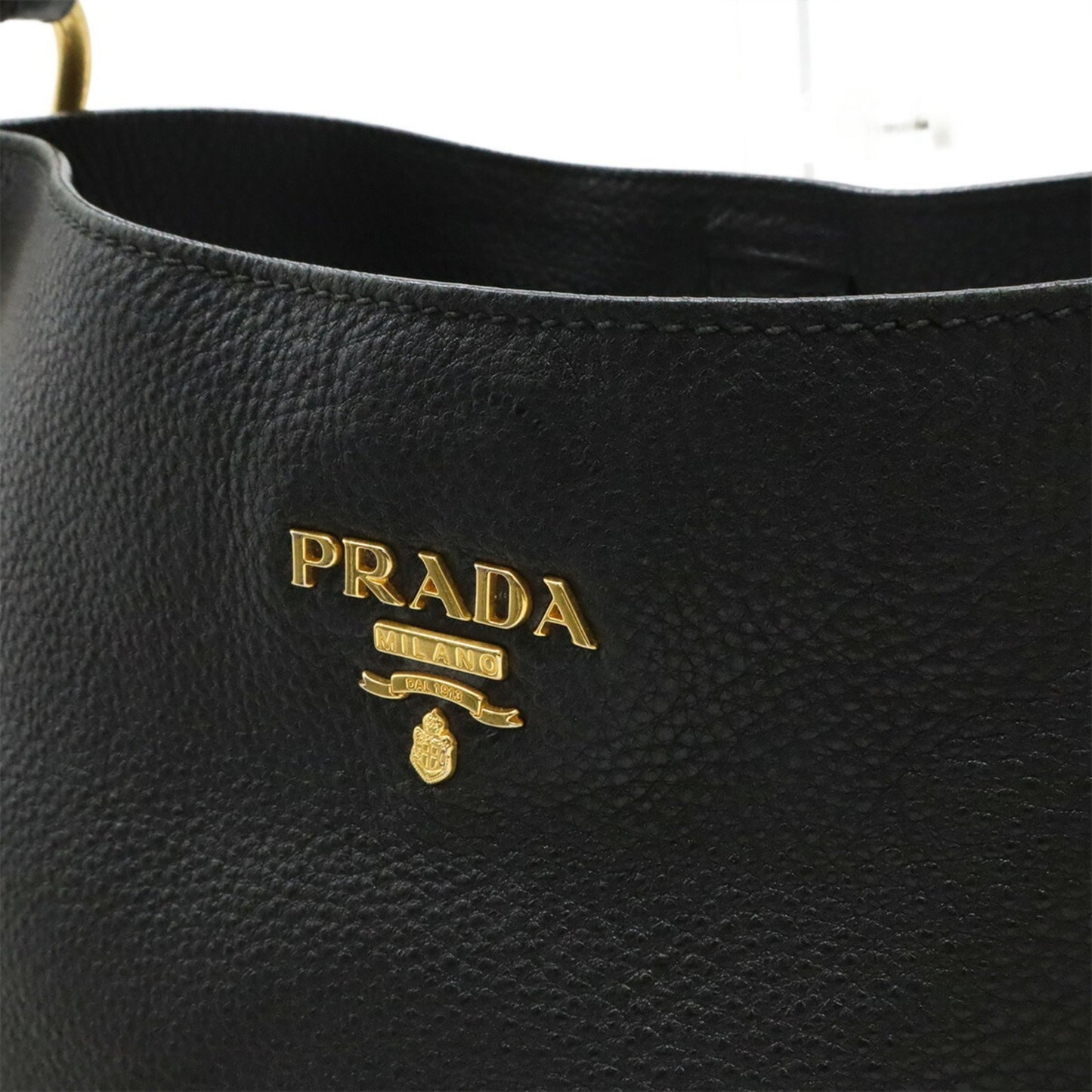Prada Vit.Daino Shoulder Bag In Black Leather
