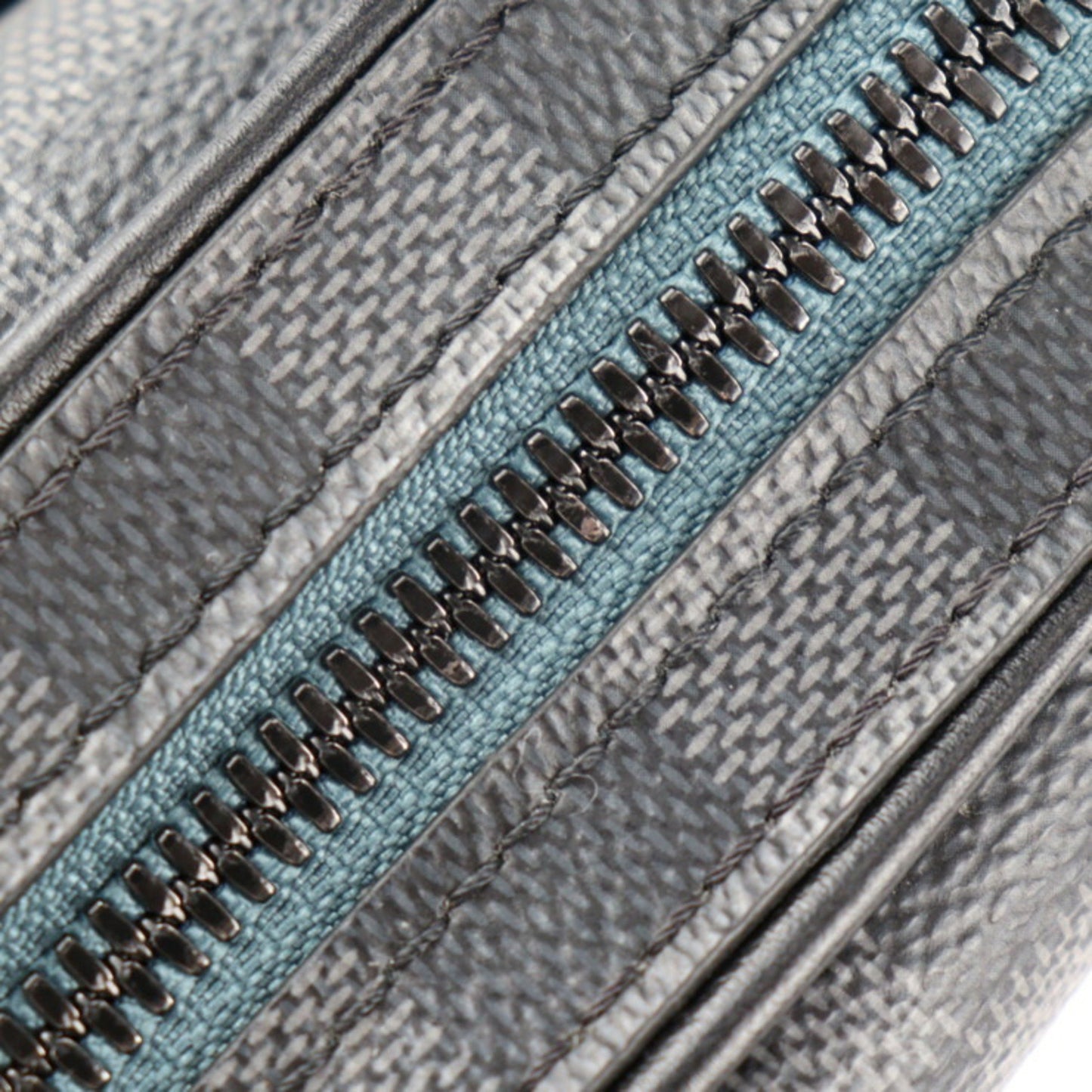 Louis Vuitton Louis Vuitton Alpha Messenger Shoulder Bag N40188 Damier Graphite Canvas Leather Black