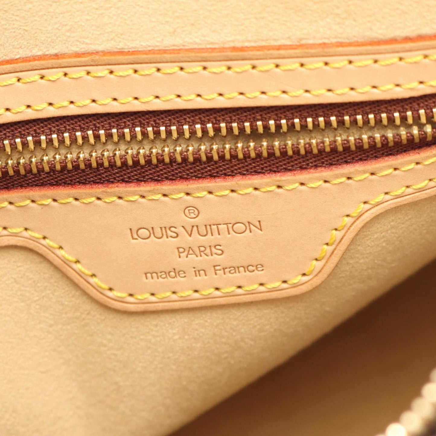 Louis Vuitton Looping Mm Shoulder Bag