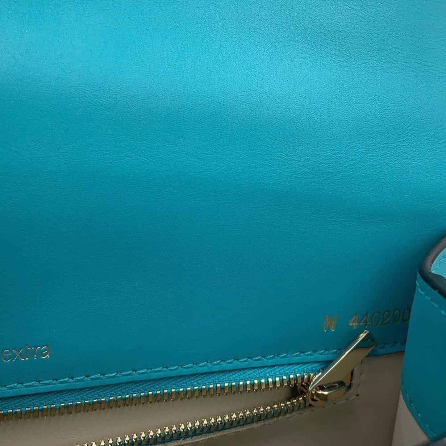 Valextra Handbag Iside Jewel Medium Wbes0056089Loclgba 2Way