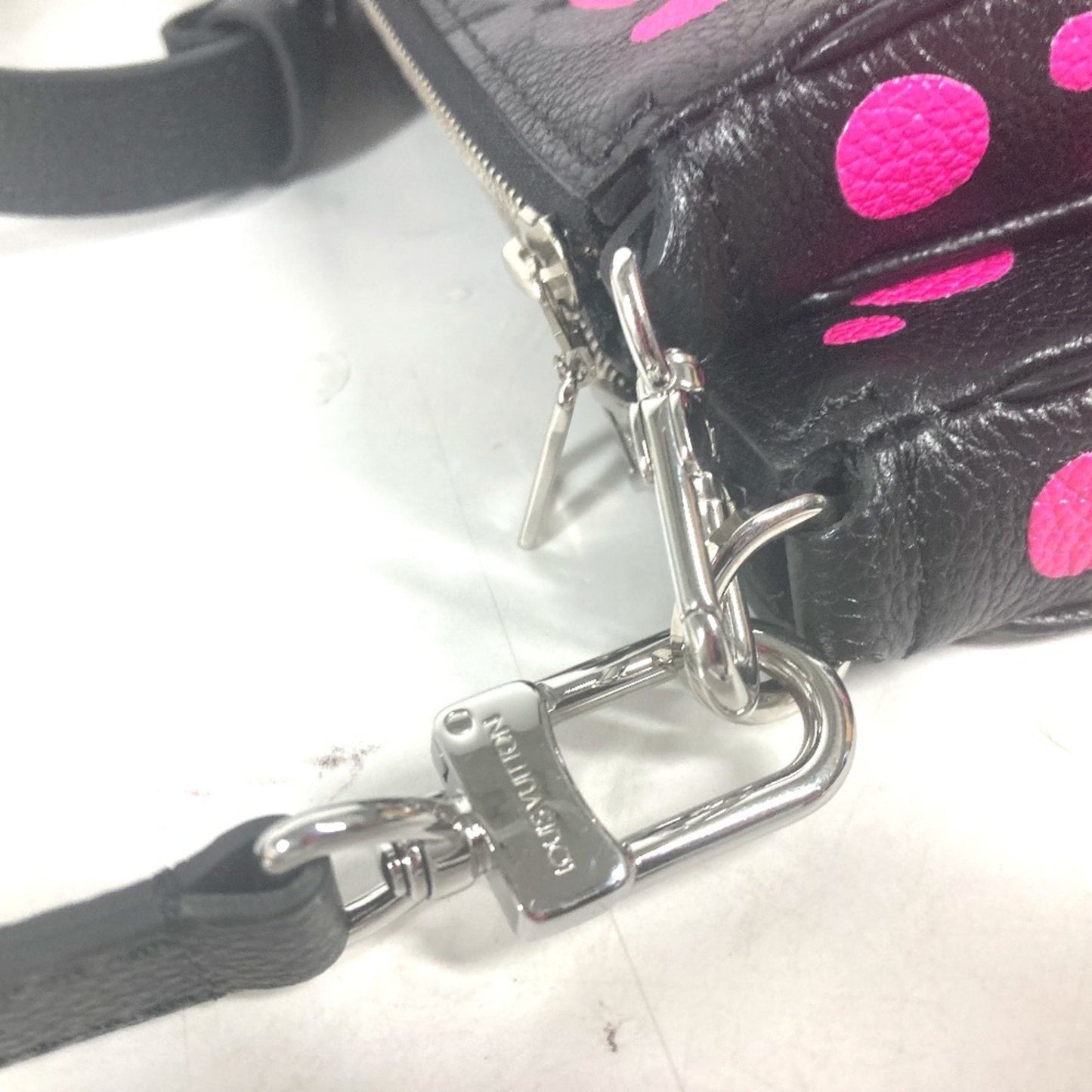Louis Vuitton M46421 Monogram Empreinte Yayoi Kusama Lv X Yk Multi Pochette Accessoires Crossbody
