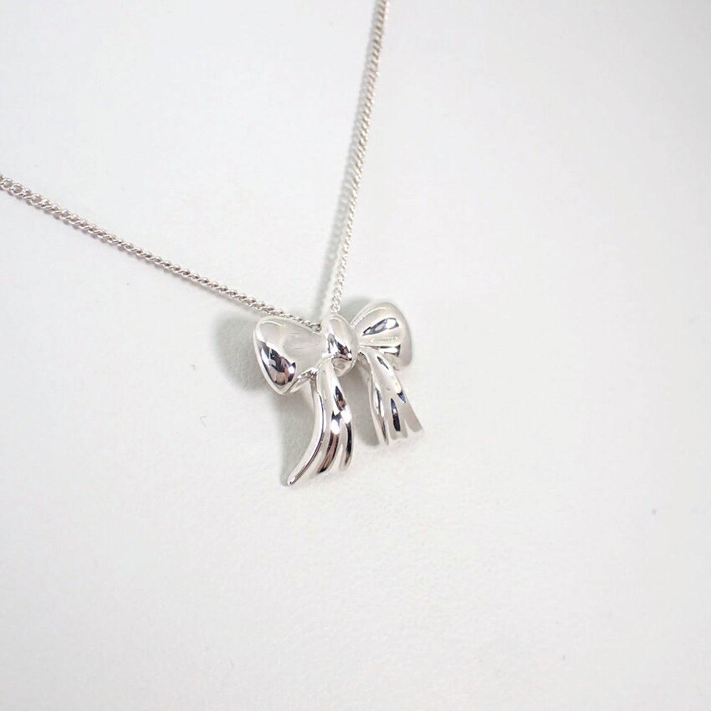 Tiffany Tiffany 925 Ribbon Necklace Pendant