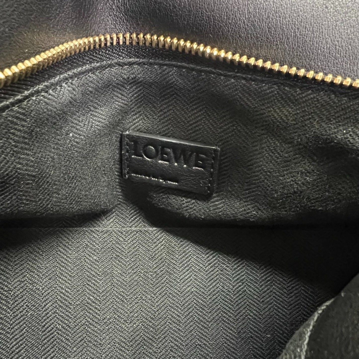 Loewe Puzzle Edge Small Shoulder Bag In Raffia And Calfskin