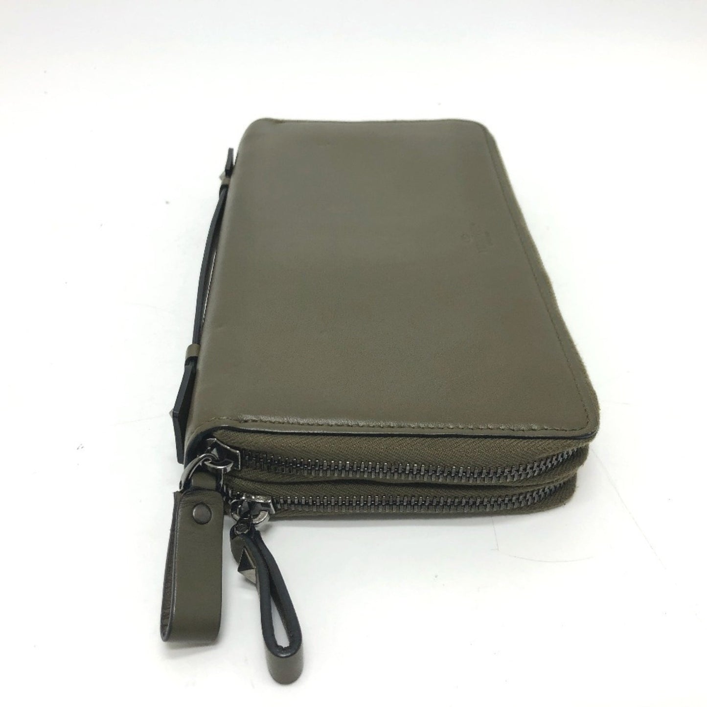 Valentino Garavani Rockstud Double Zip Wallet