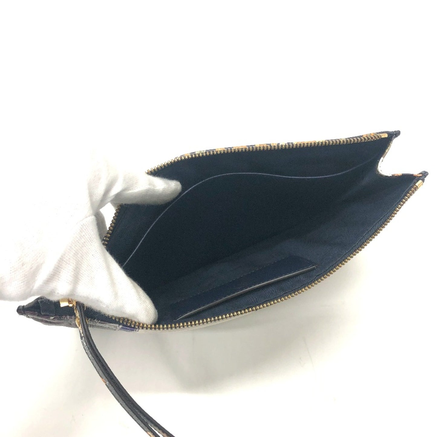 Salvatore Ferragamo 22D517 Gancini Bag