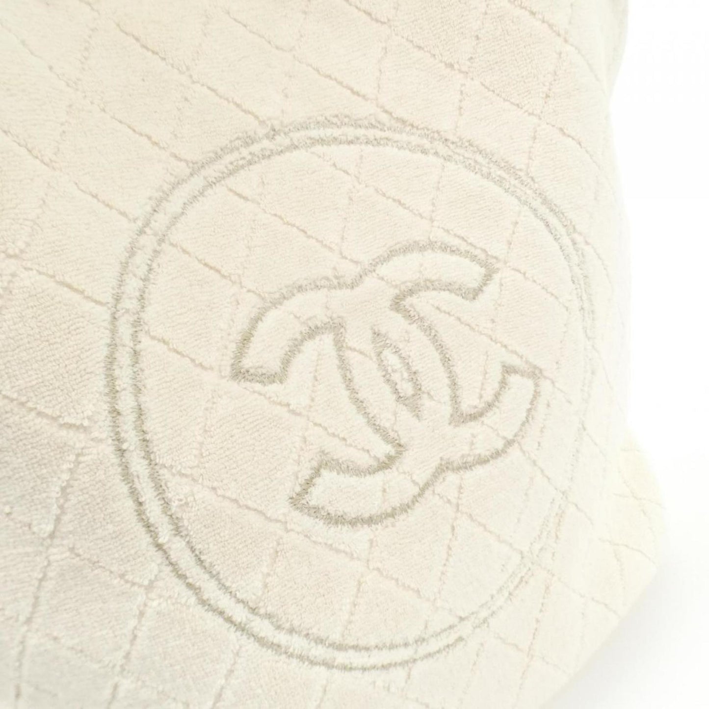 Chanel Aab018 Handbag